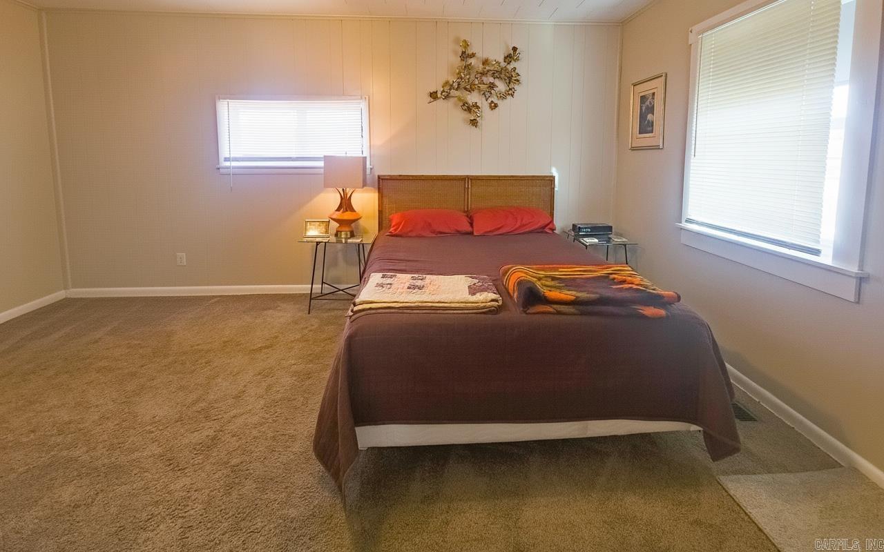 871 S Highway 65  Clinton, AR