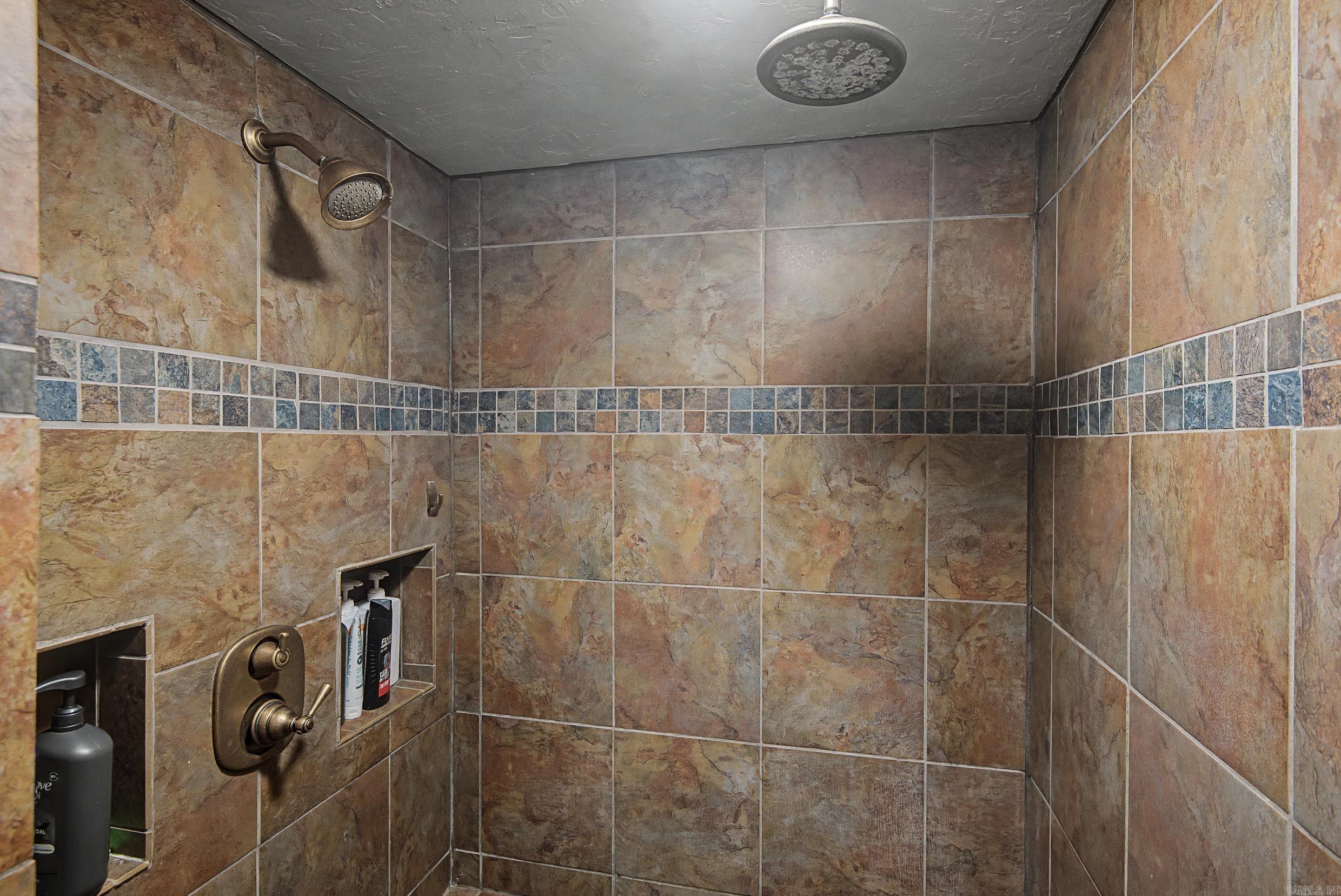 160 Westcott Drive  Mountain Home, AR