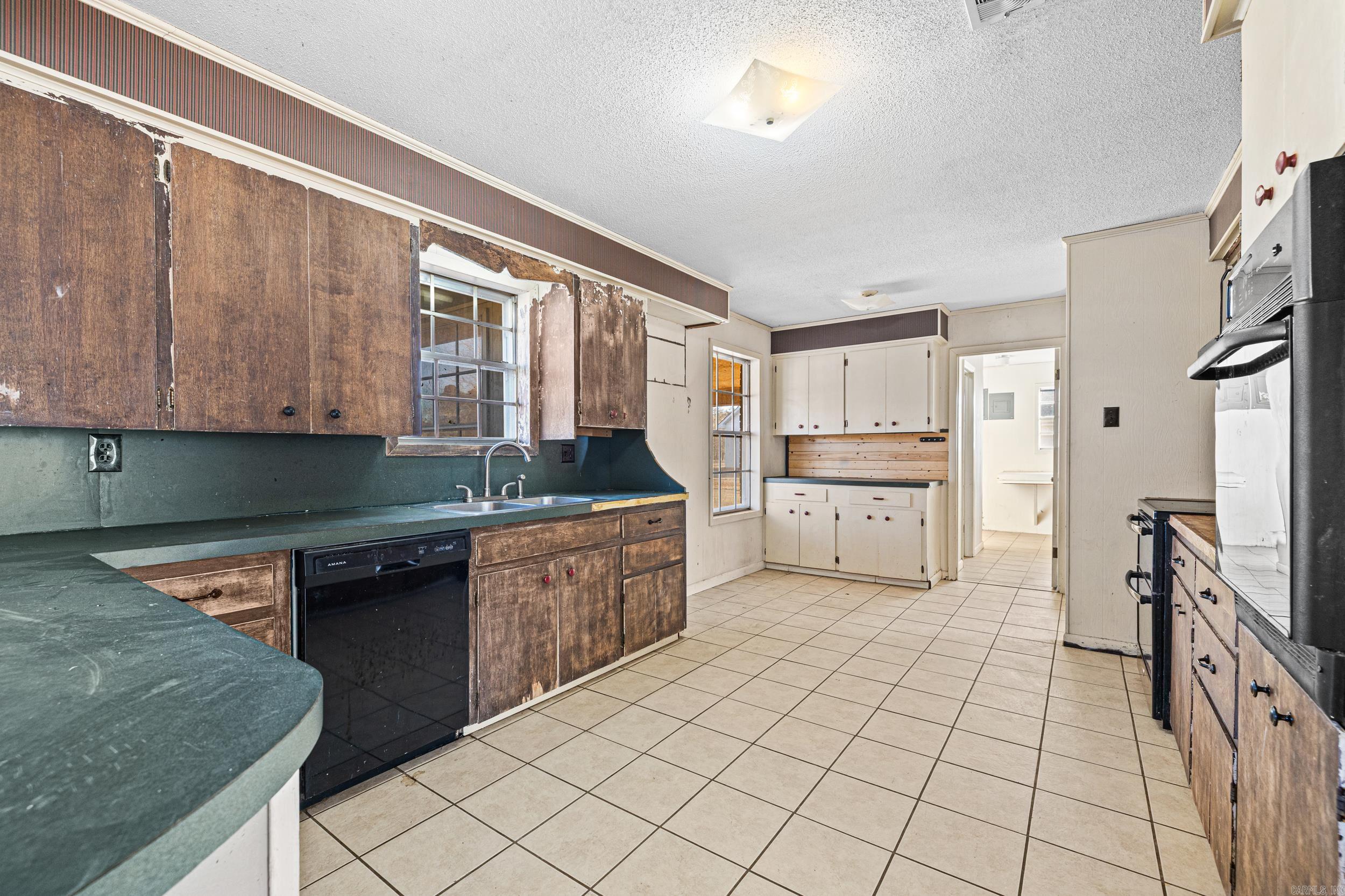 102 Bethlehem  Austin, AR