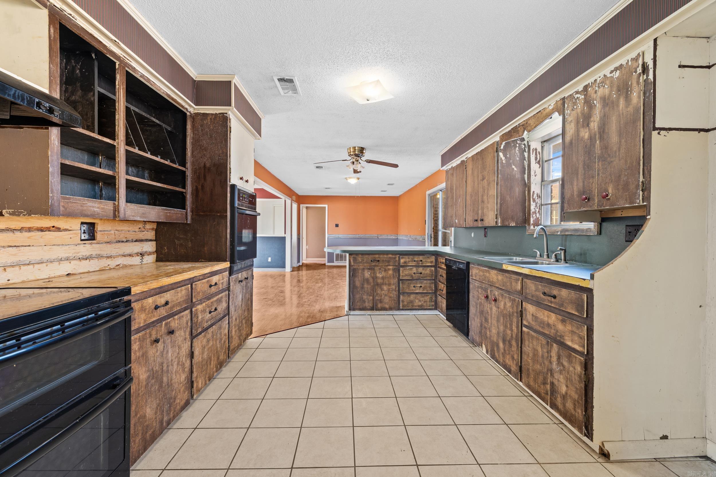 102 Bethlehem  Austin, AR