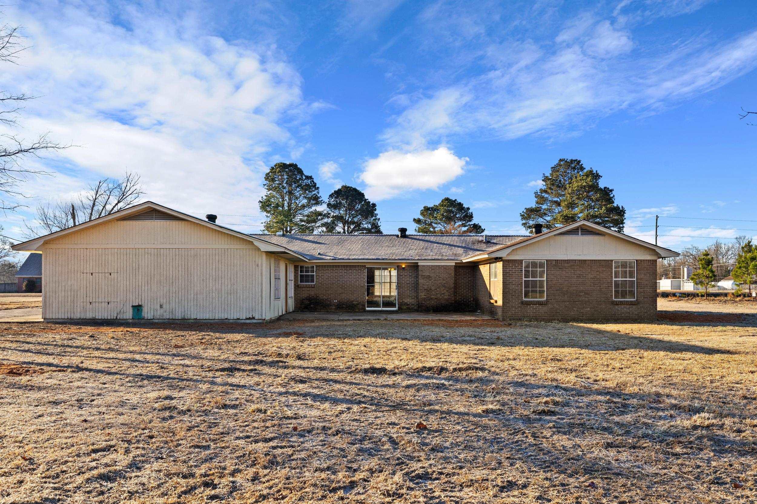 102 Bethlehem  Austin, AR