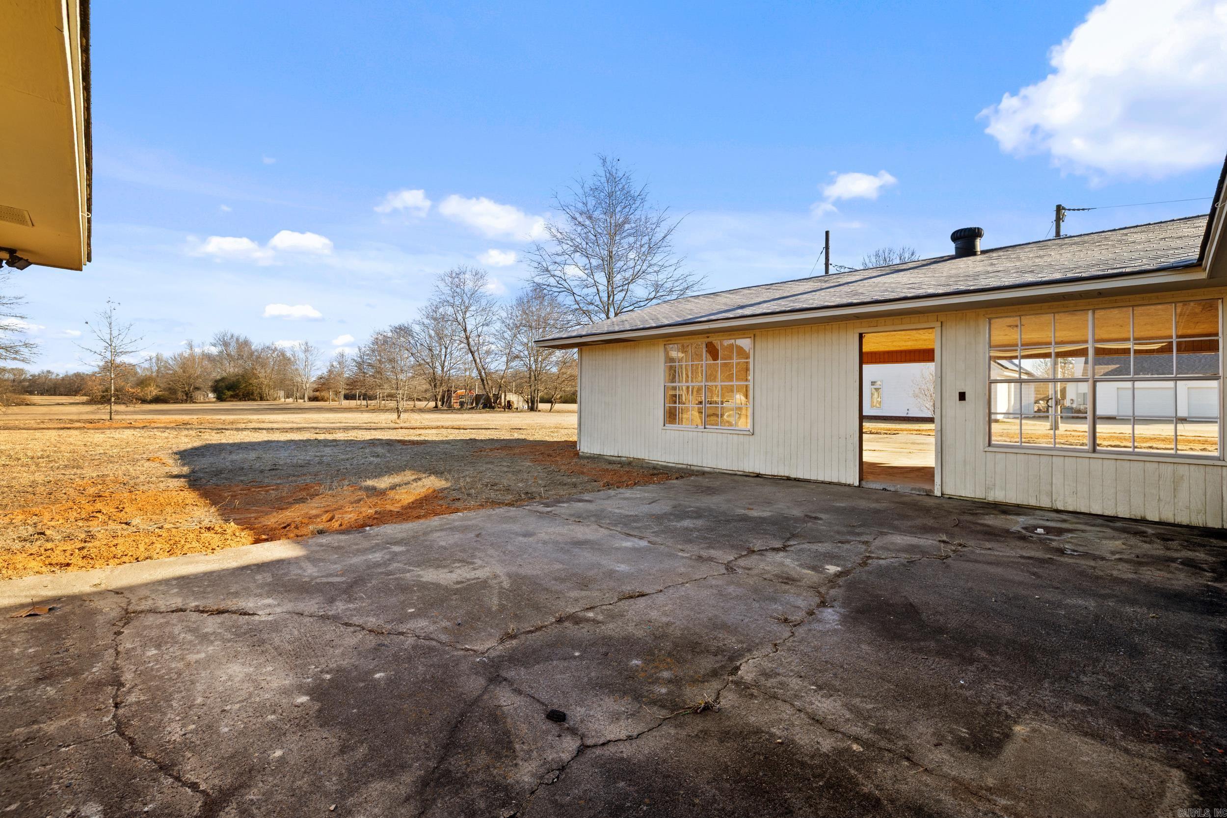 102 Bethlehem  Austin, AR