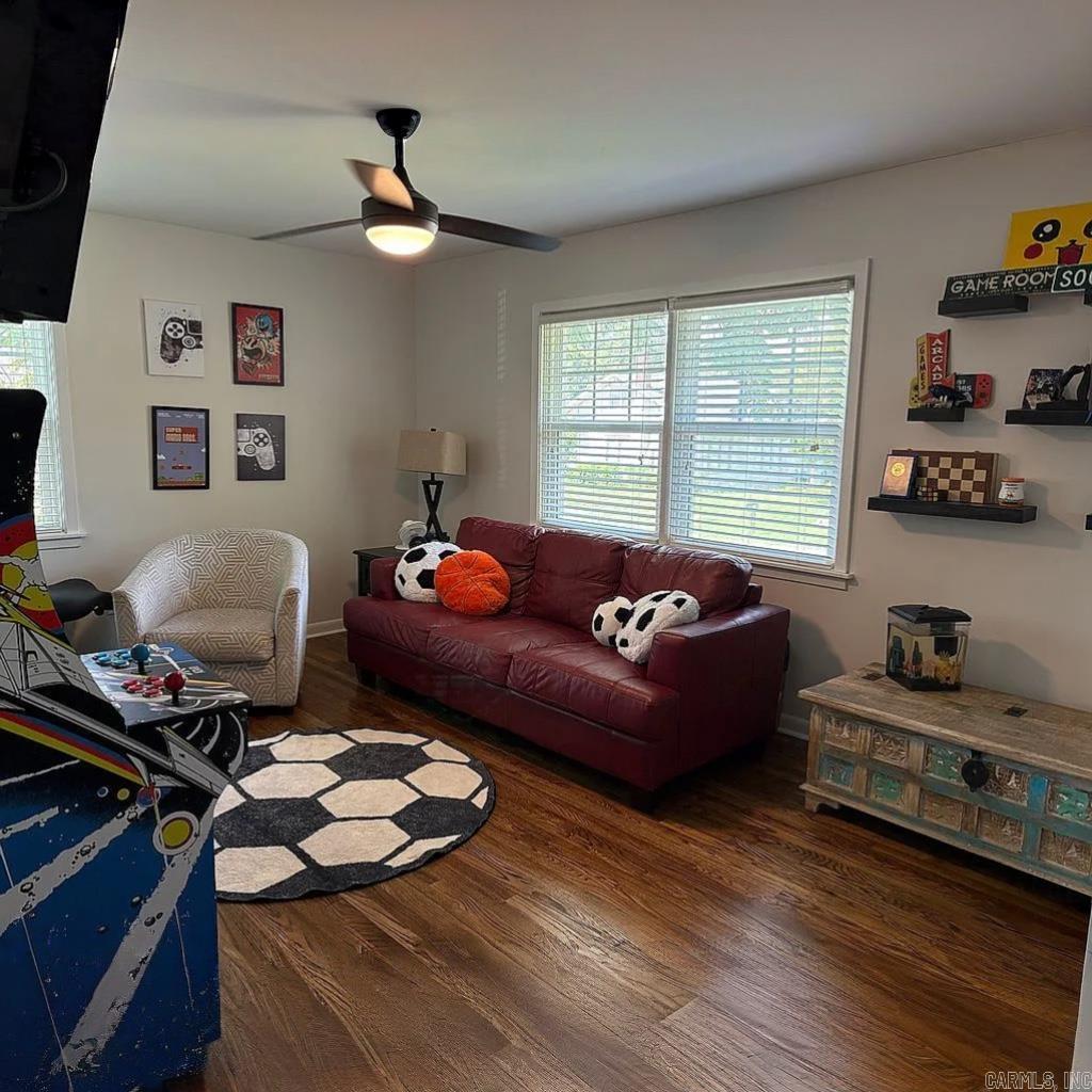 511 N 2nd St  Paragould, AR