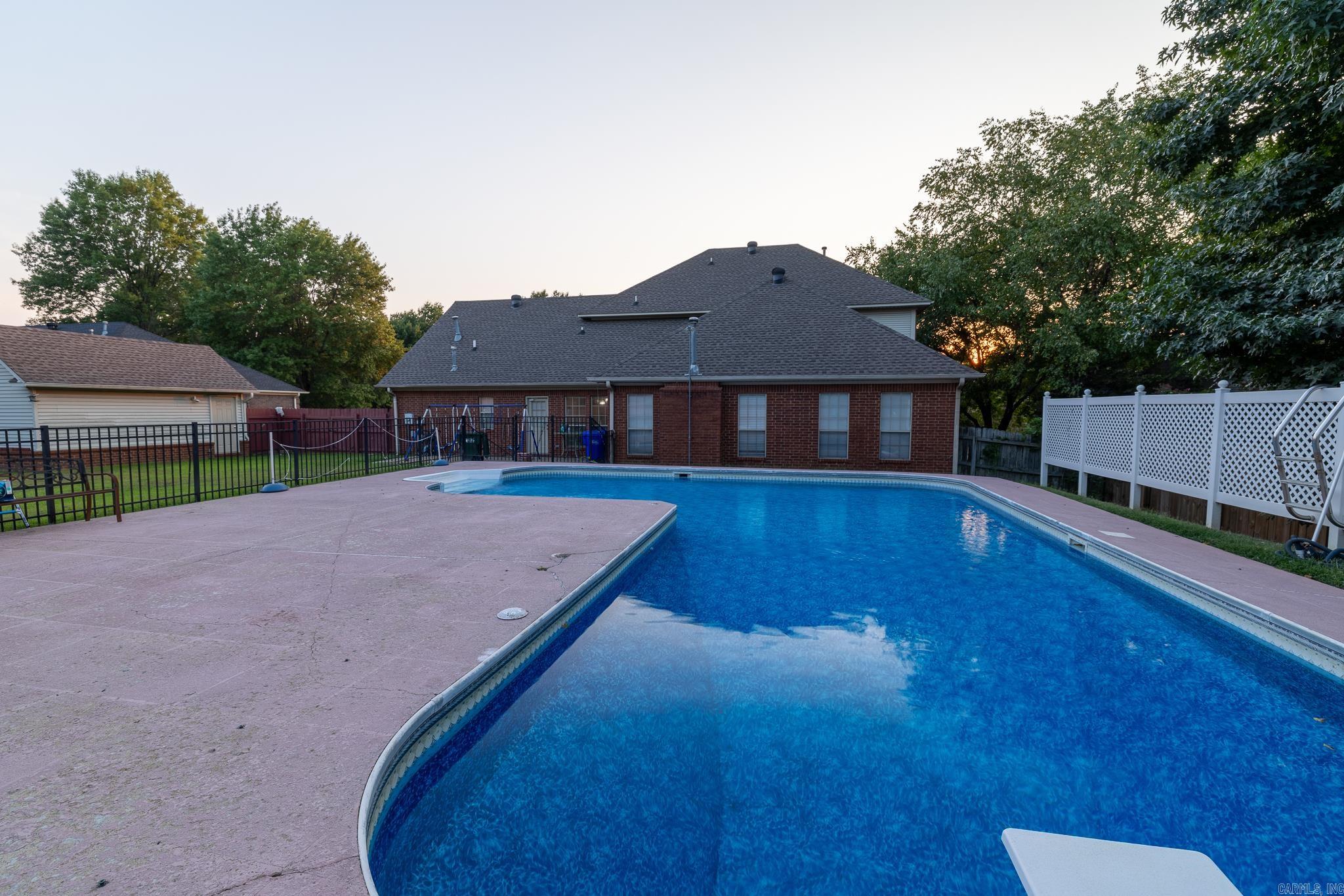 1810 Royal  Conway, AR