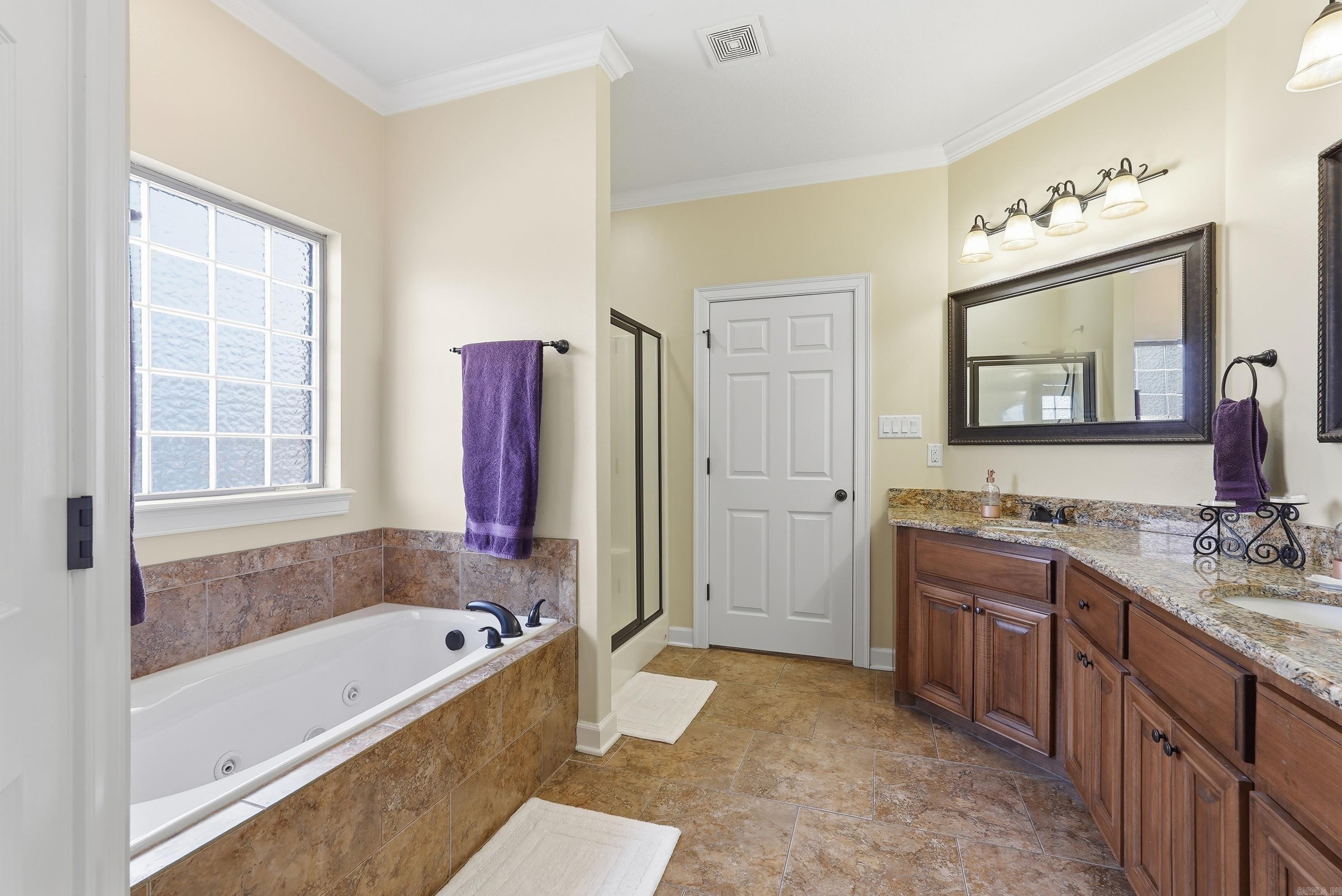 13 Scenic  Greenbrier, AR