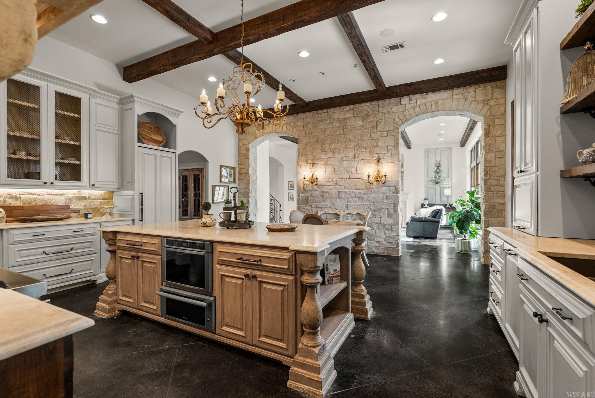 19 Cravache Court  Little Rock, AR