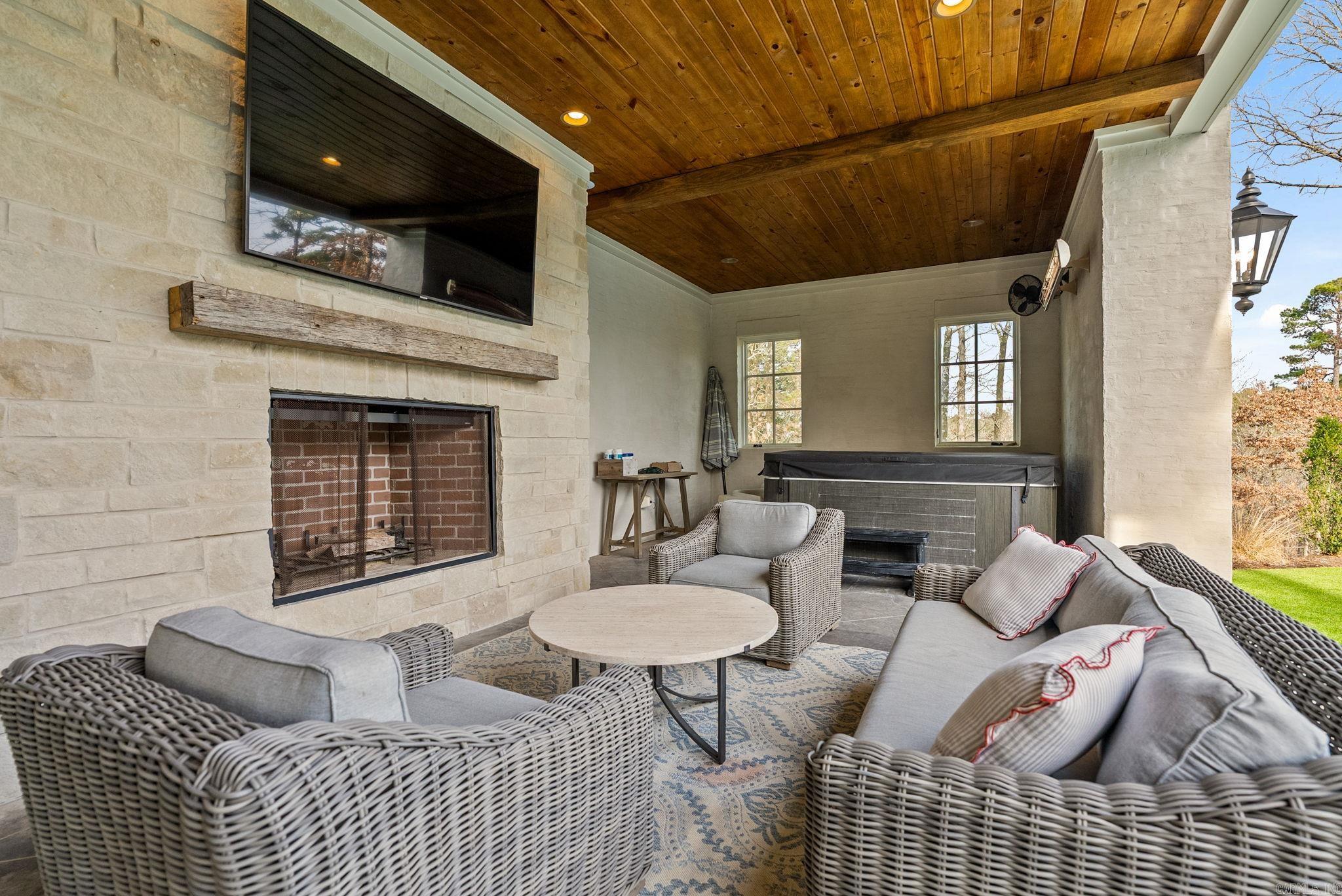 19 Cravache Court  Little Rock, AR