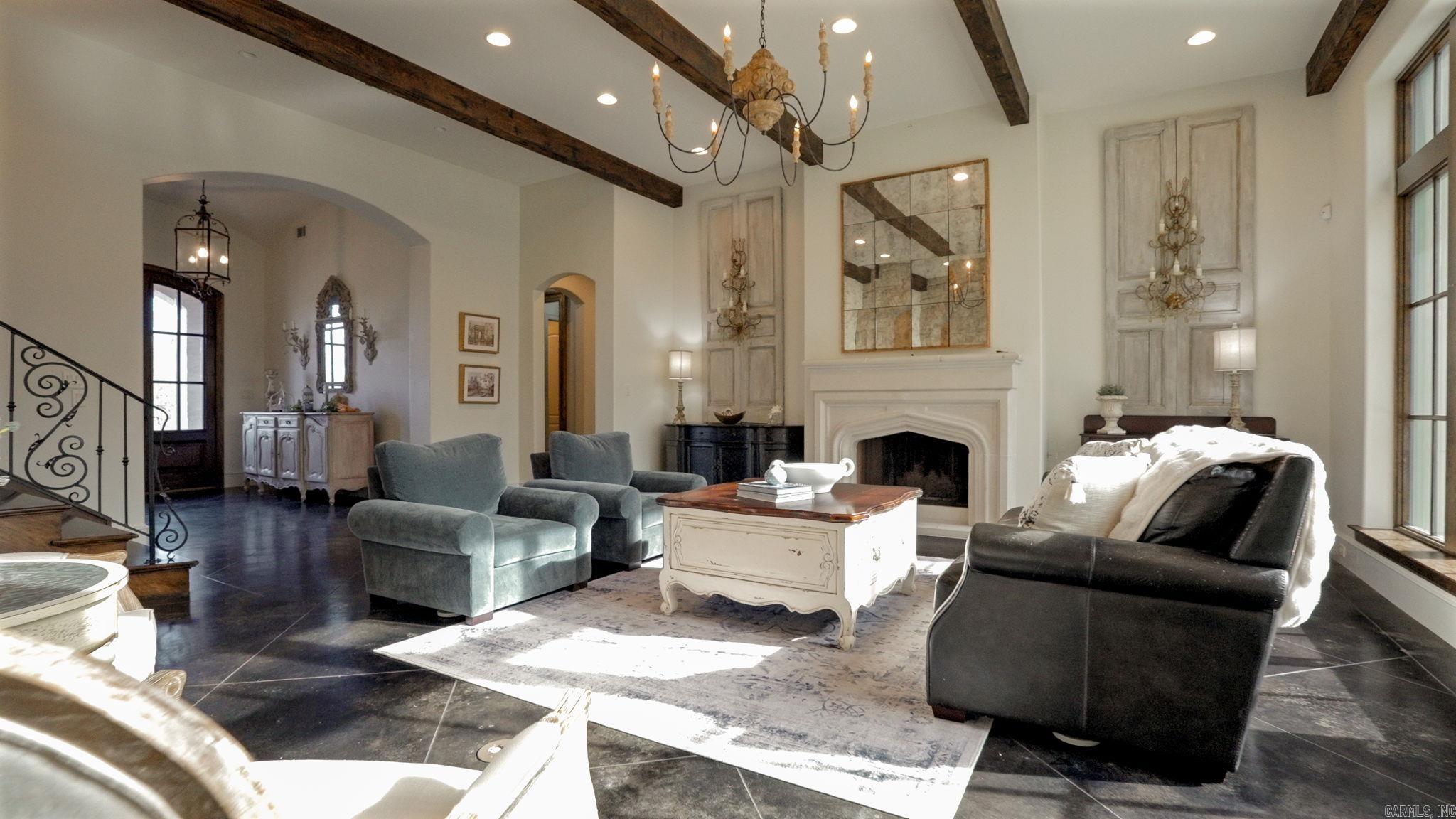 19 Cravache Court  Little Rock, AR