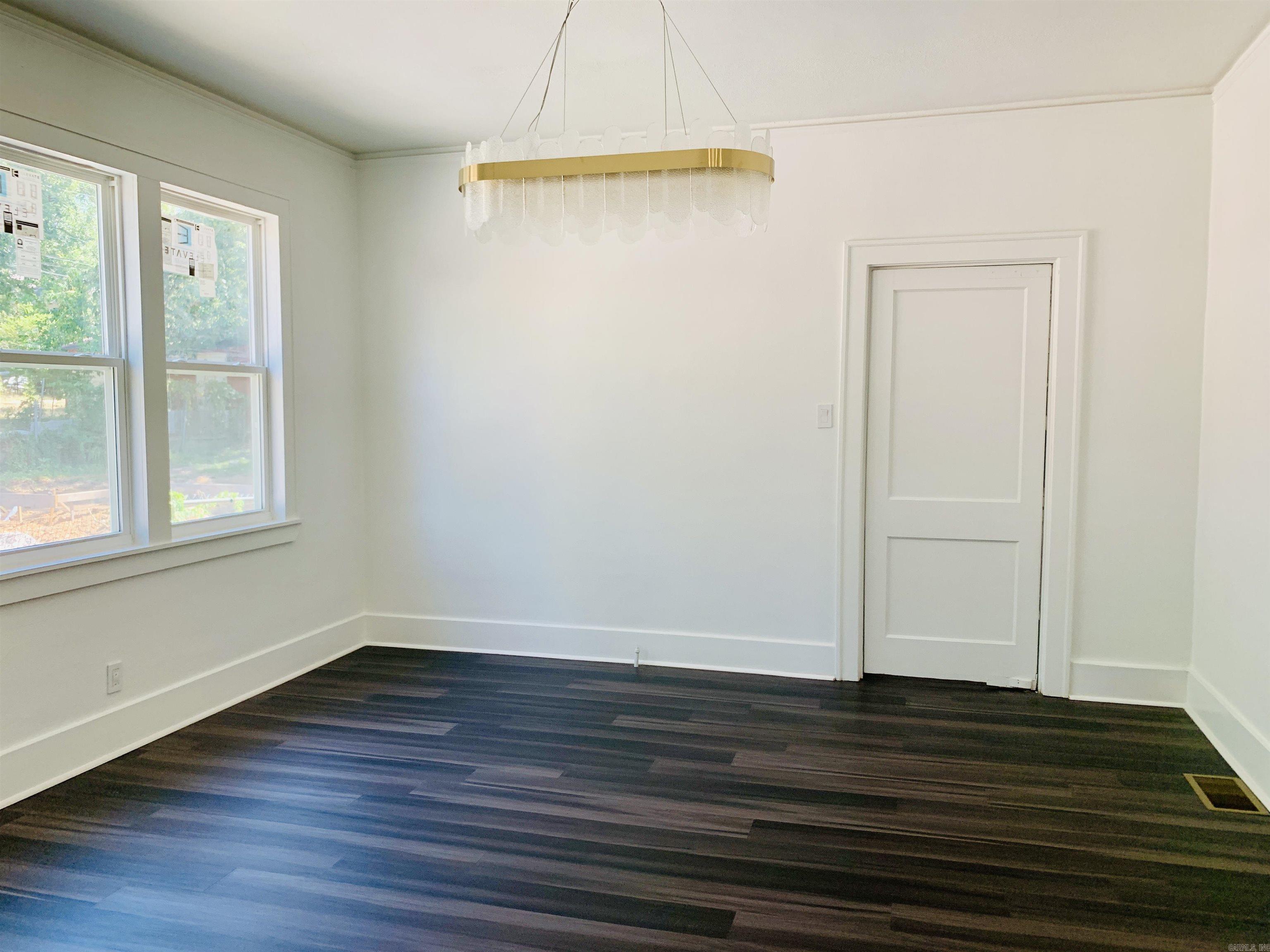 2411 W 16th  Little Rock, AR