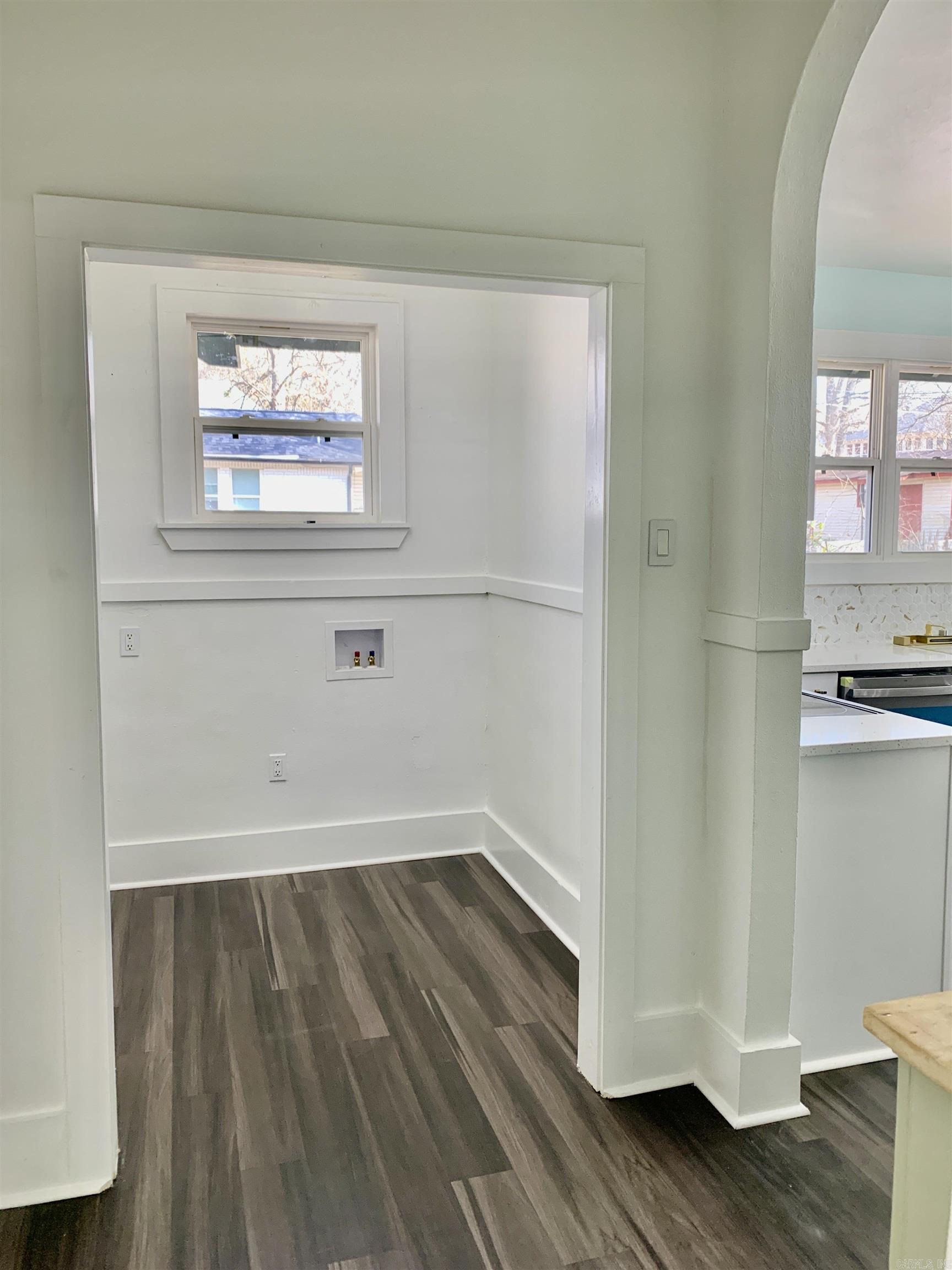 2411 W 16th  Little Rock, AR