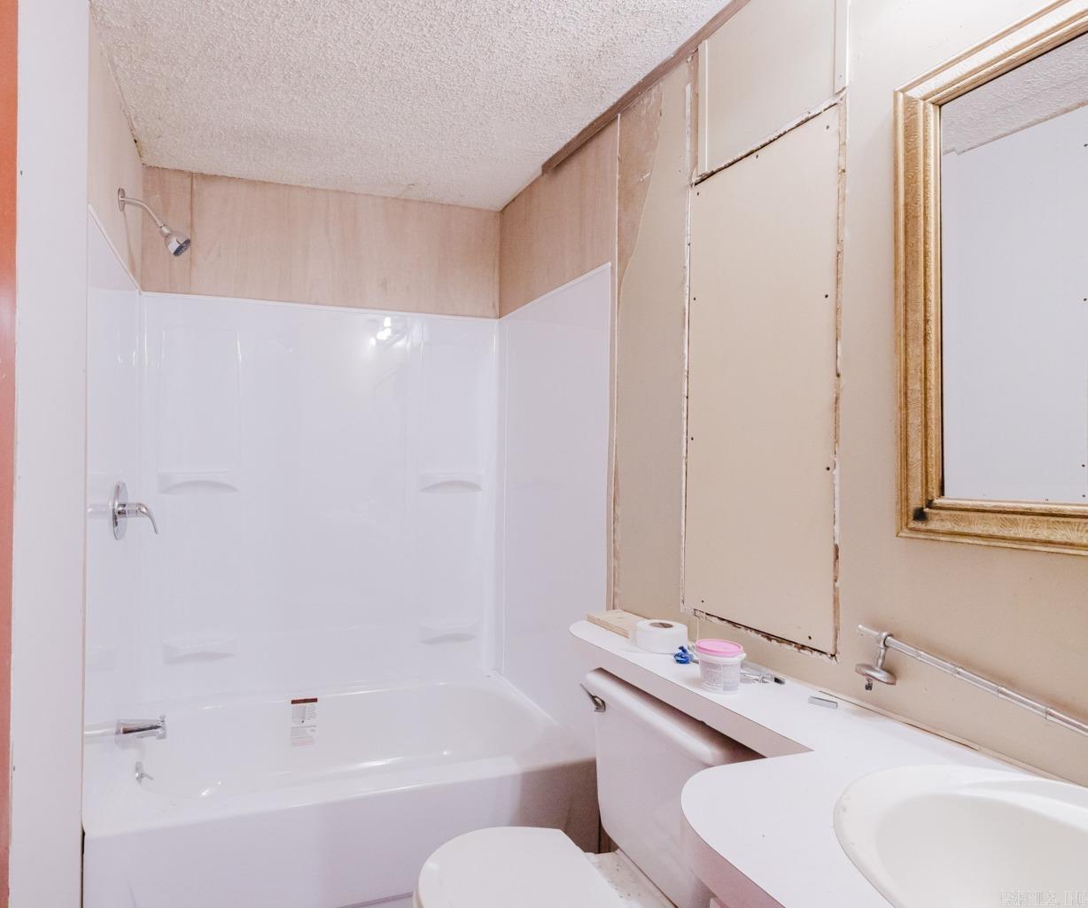 8718 Amber  Alexander, AR