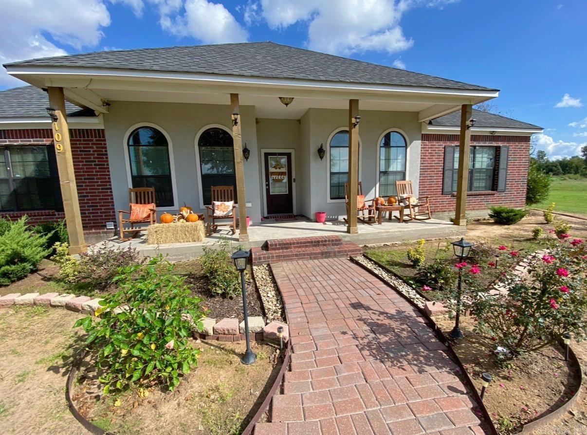 109 Masonville Rd.  McGehee, AR