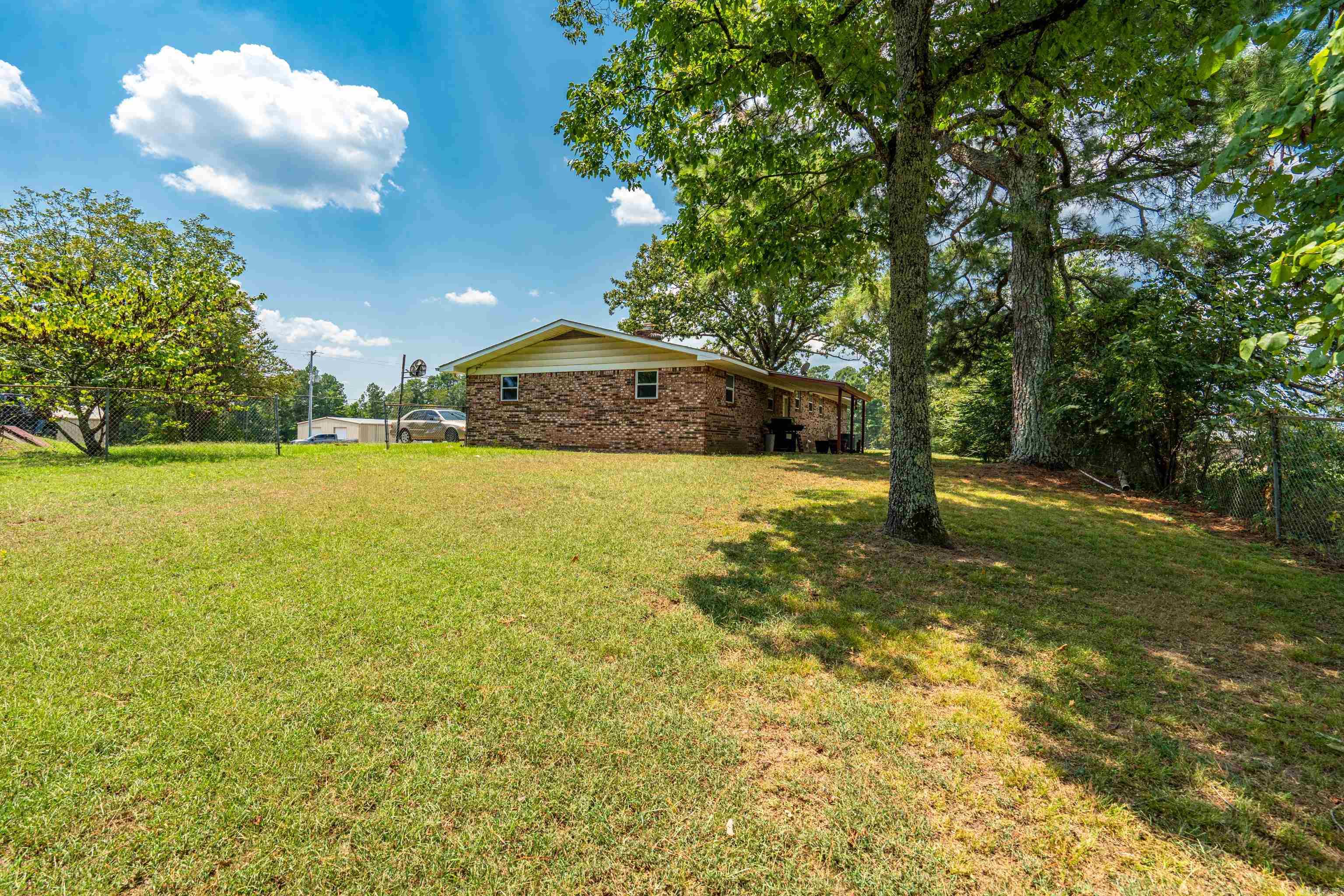 3370 Airport  Pearcy, AR