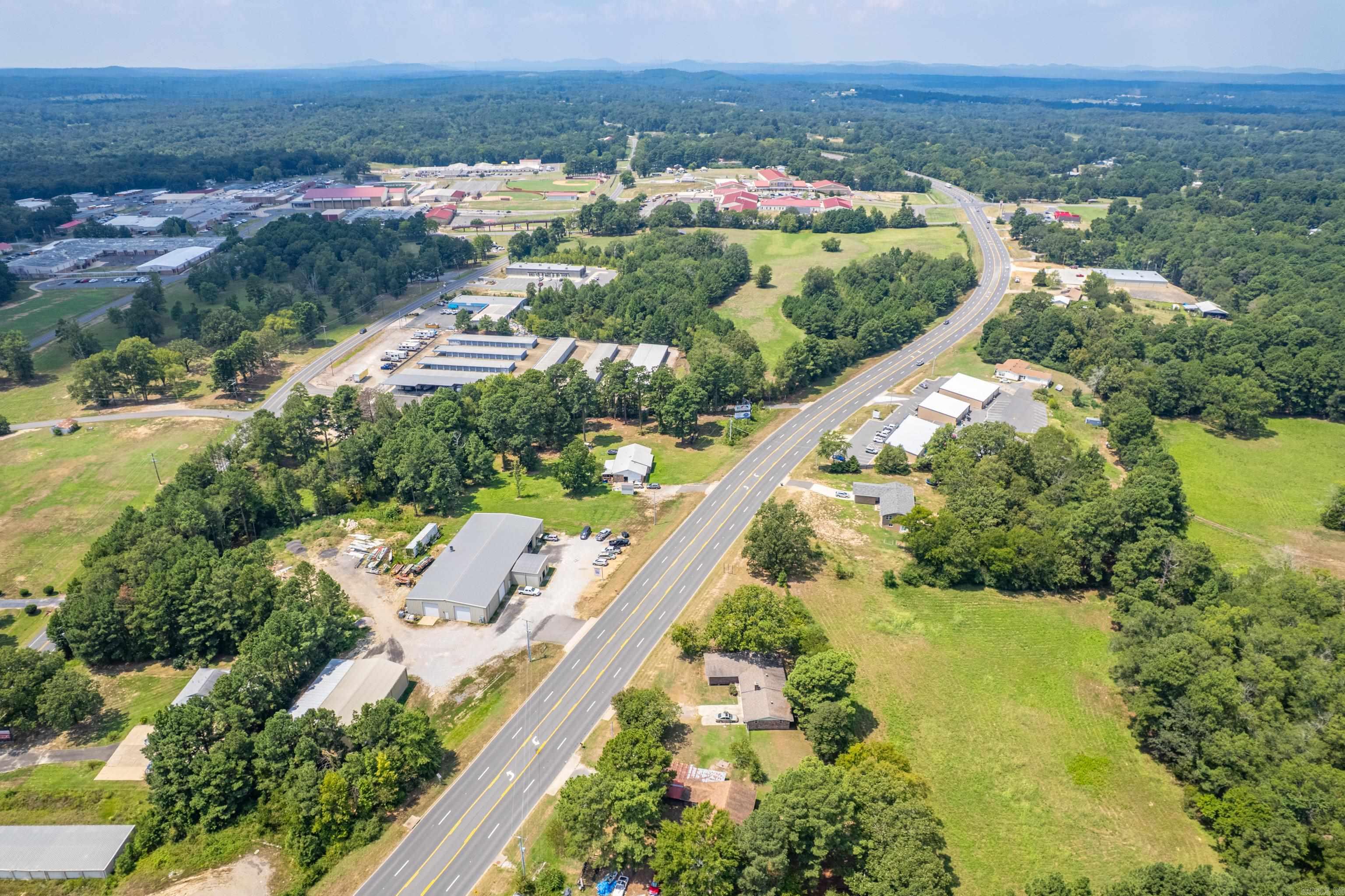 3370 Airport  Pearcy, AR