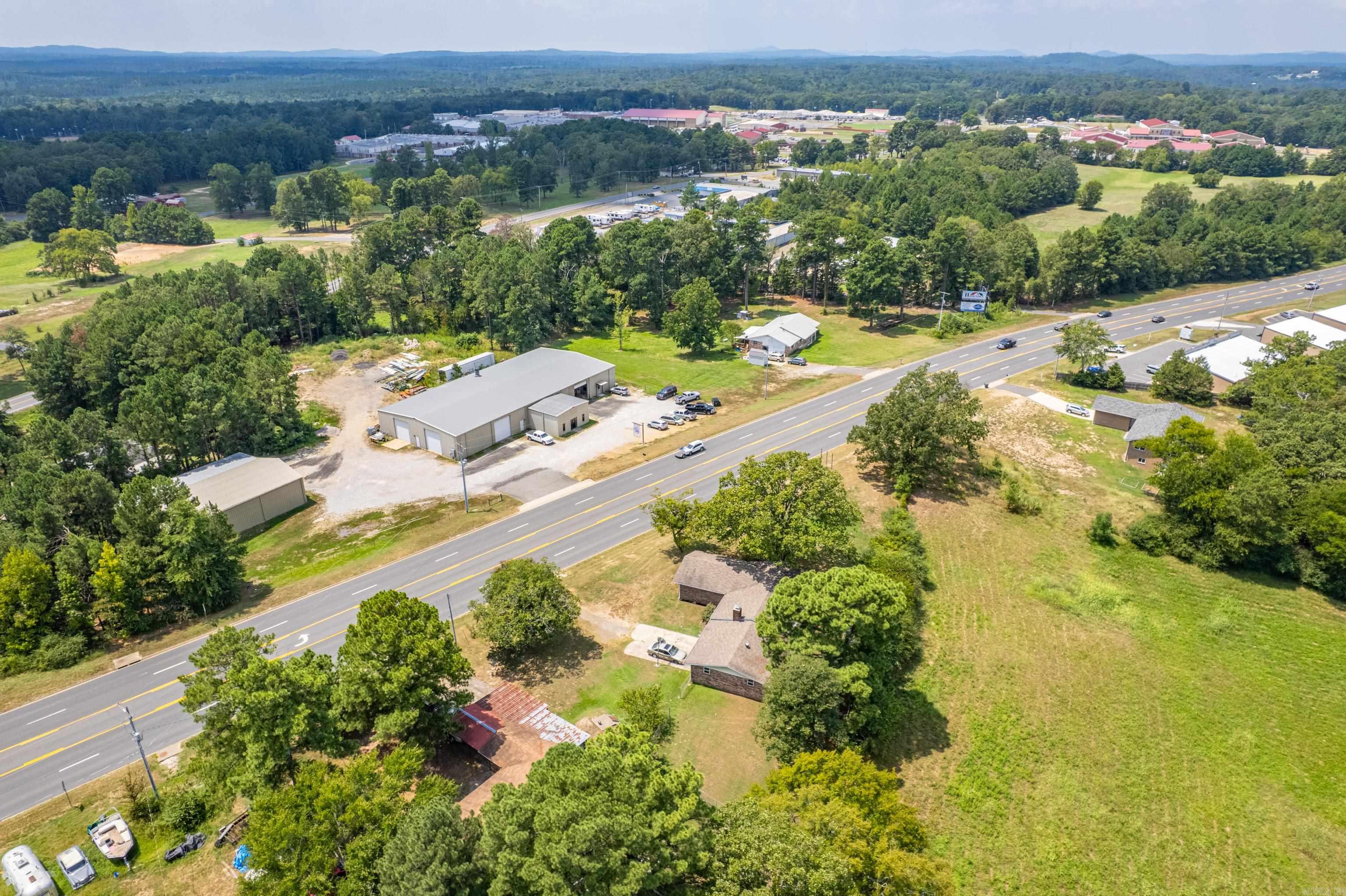 3370 Airport  Pearcy, AR