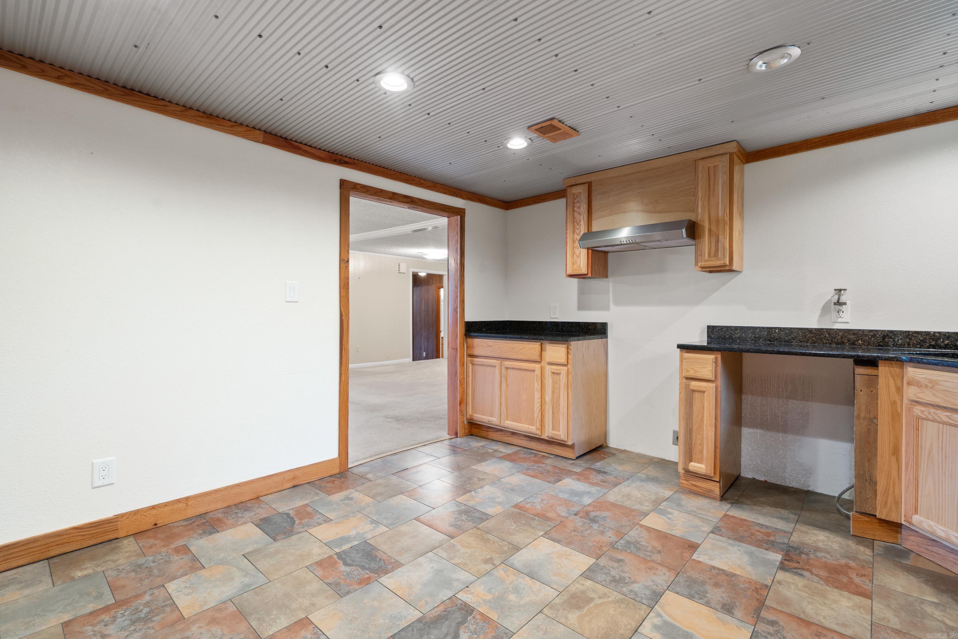 3370 Airport  Pearcy, AR