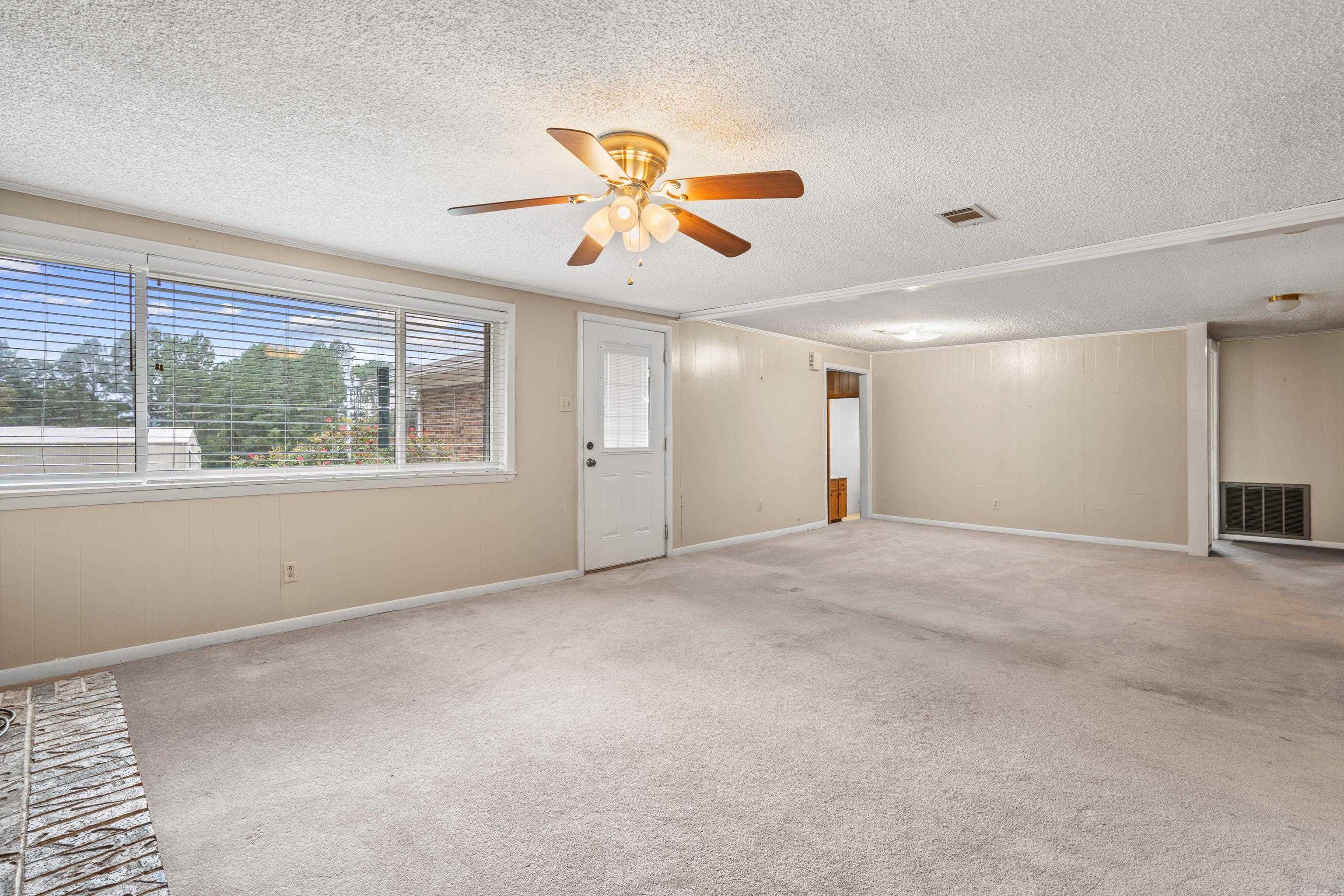 3370 Airport  Pearcy, AR