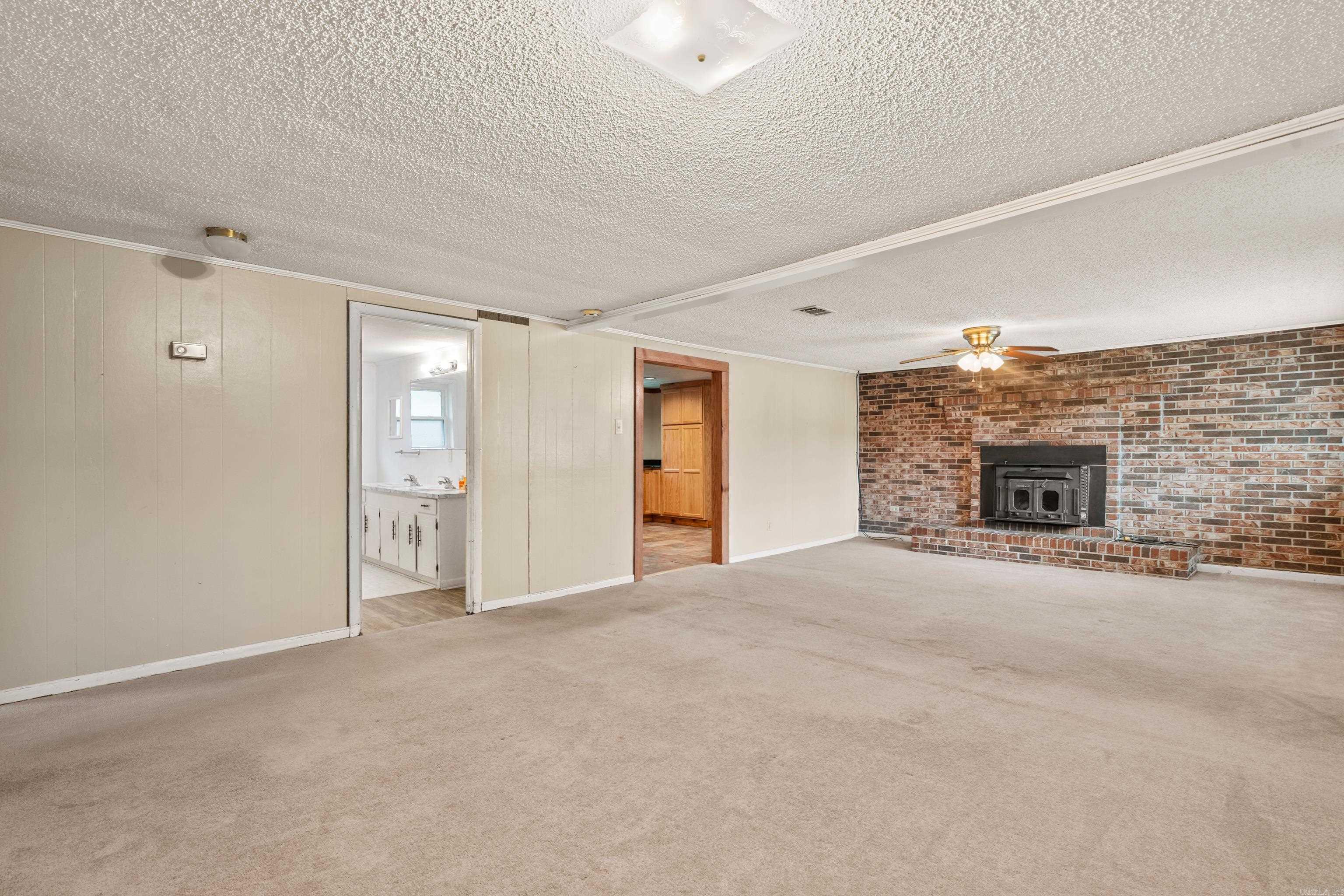 3370 Airport  Pearcy, AR