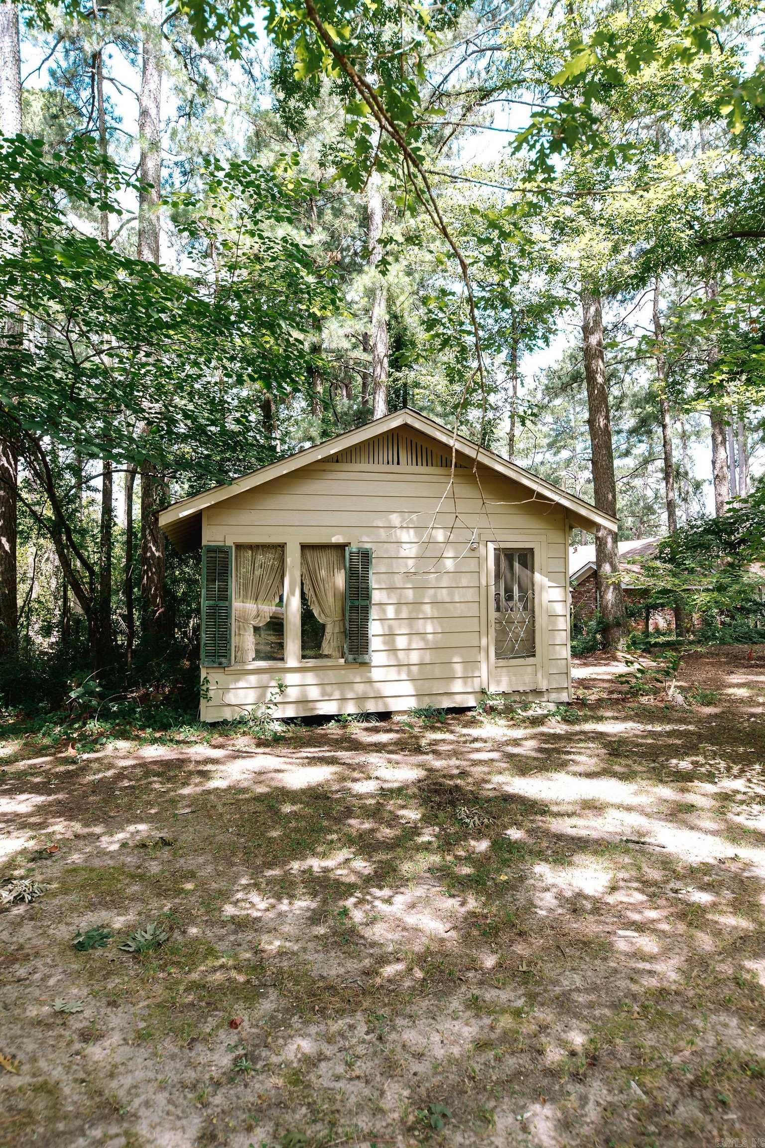 1701 W 4th  Fordyce, AR