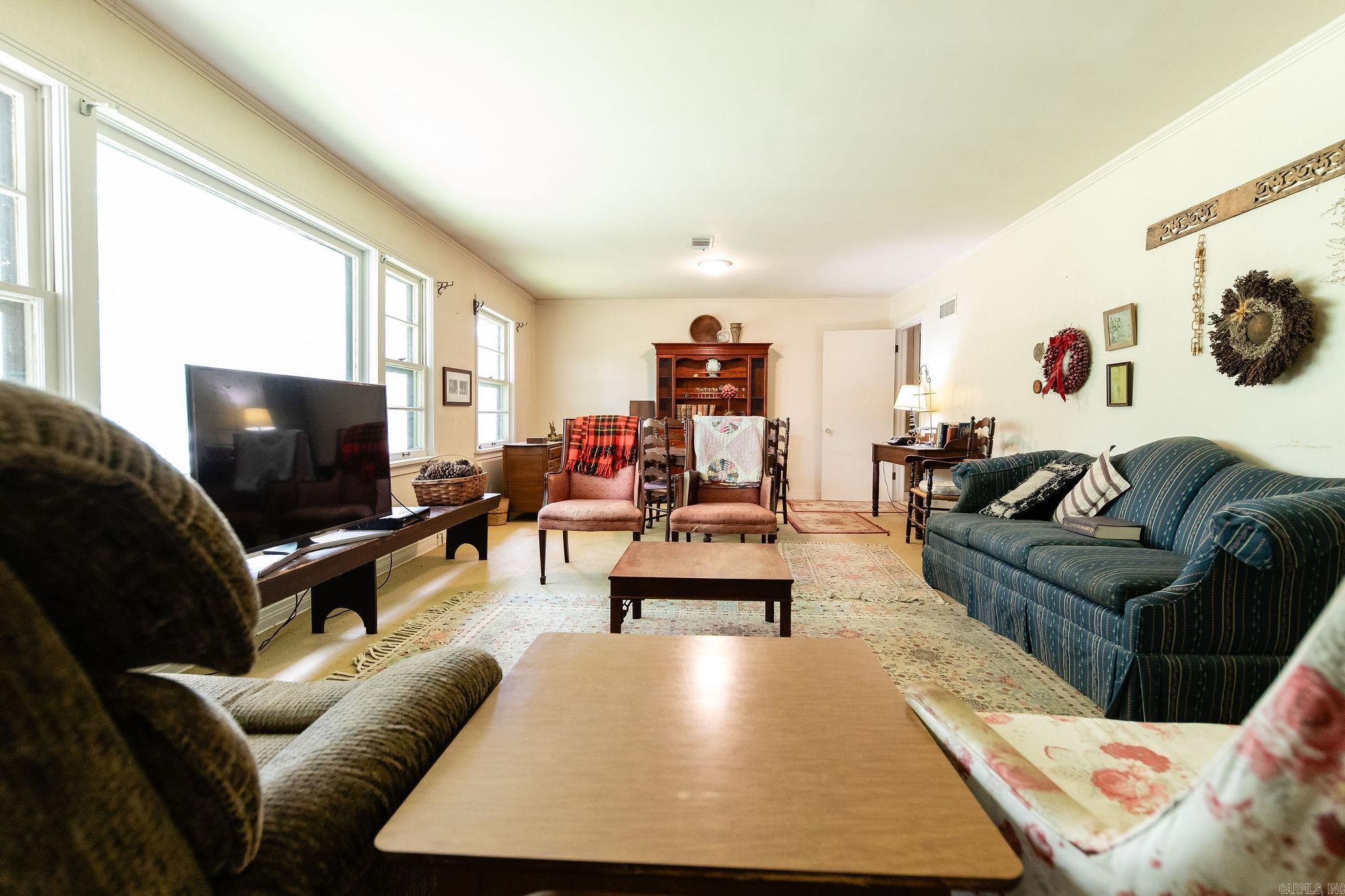 1701 W 4th  Fordyce, AR