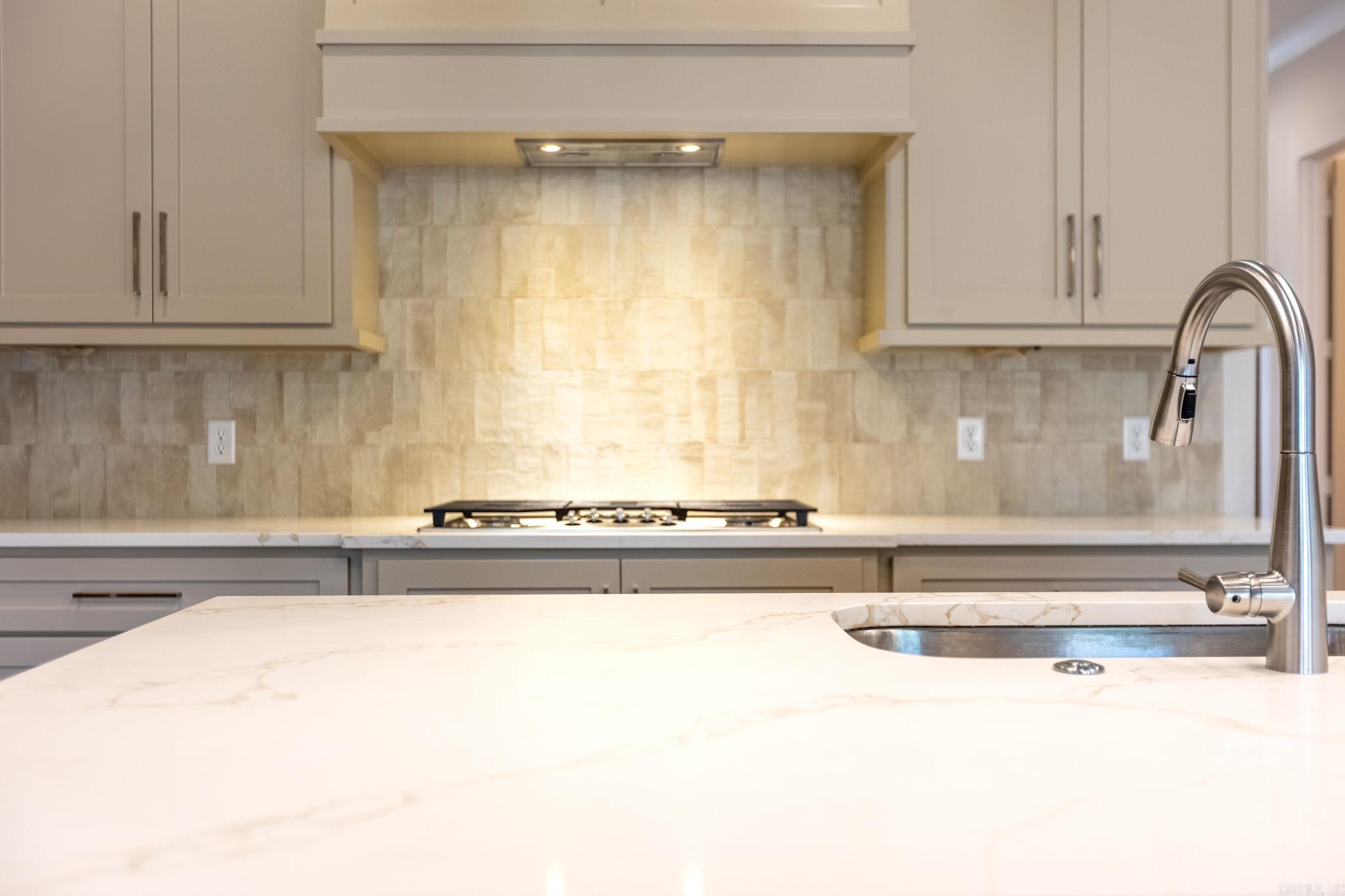 18 Mountain Brook Road Little Rock, AR 72223