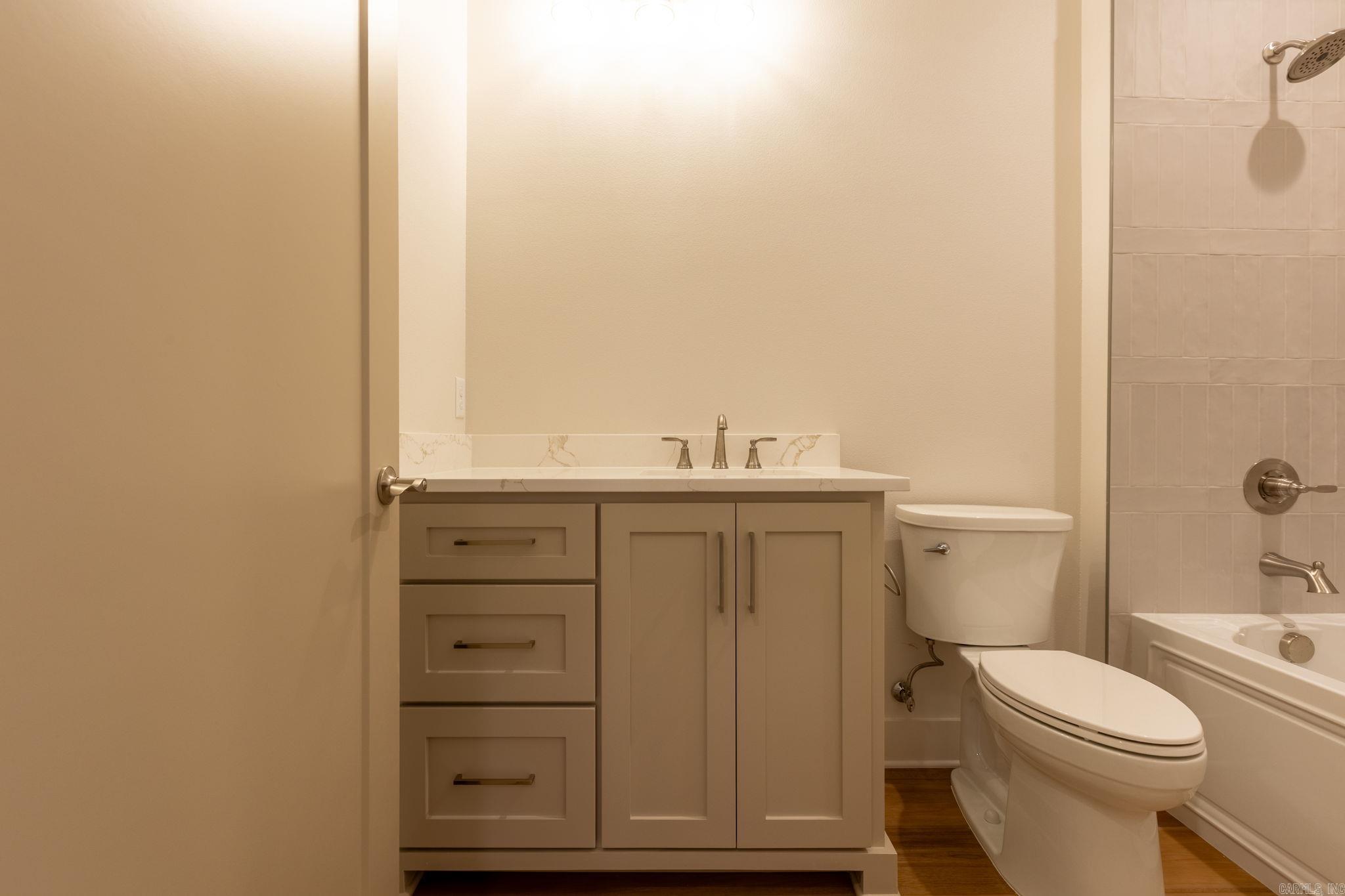 18 Mountain Brook Road Little Rock, AR 72223