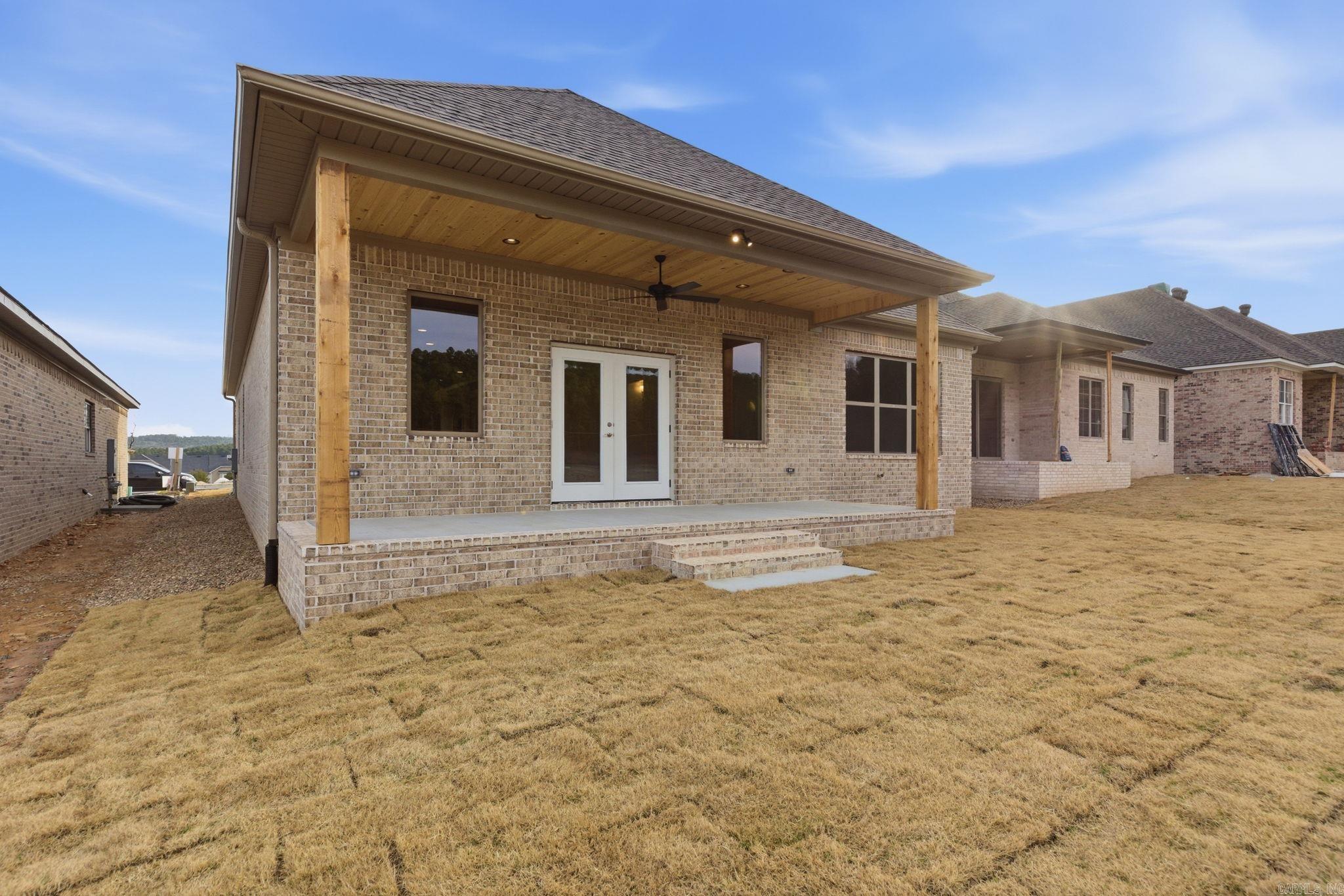 18 Mountain Brook  Little Rock, AR