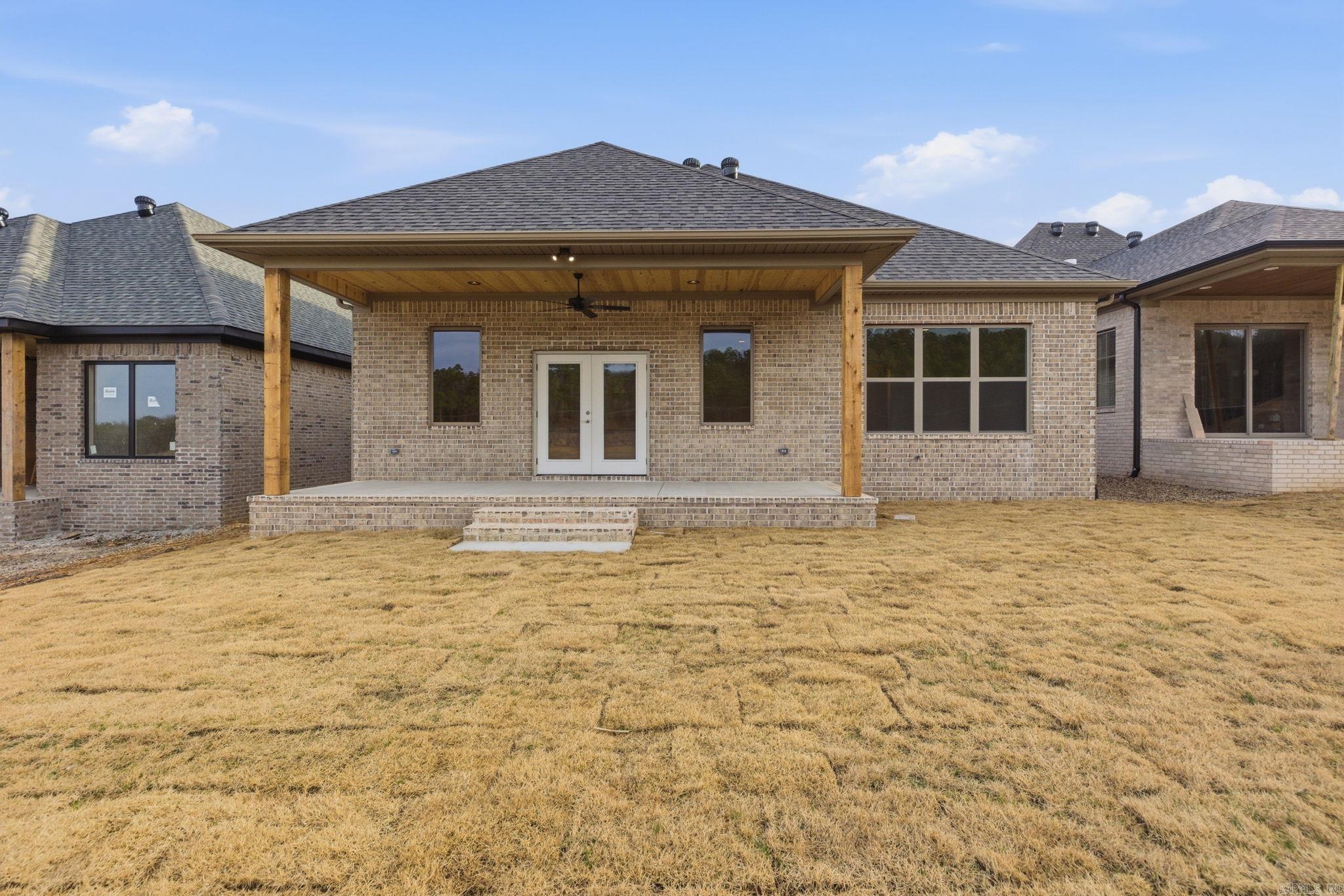 18 Mountain Brook Road Little Rock, AR 72223