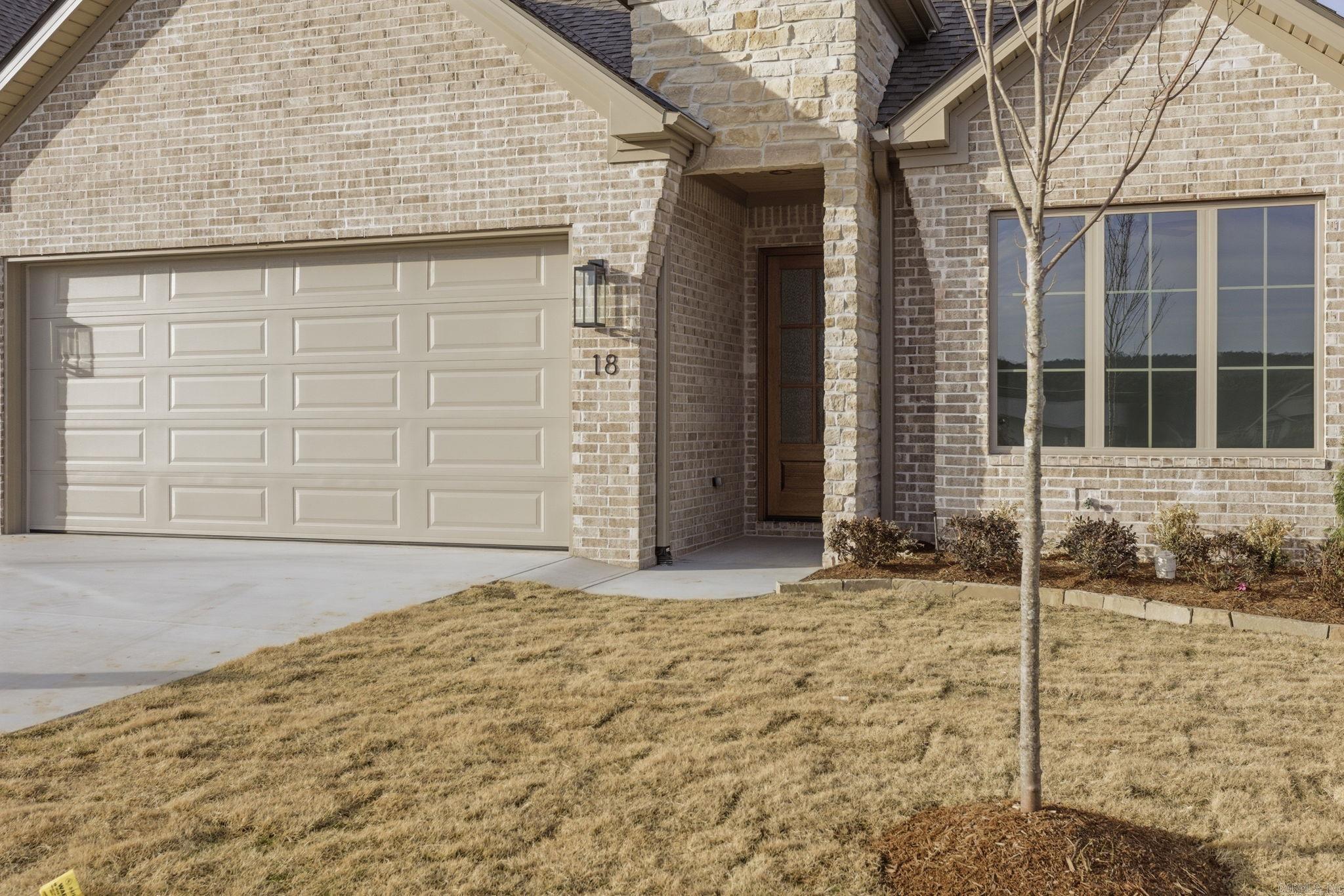 18 Mountain Brook Road Little Rock, AR 72223