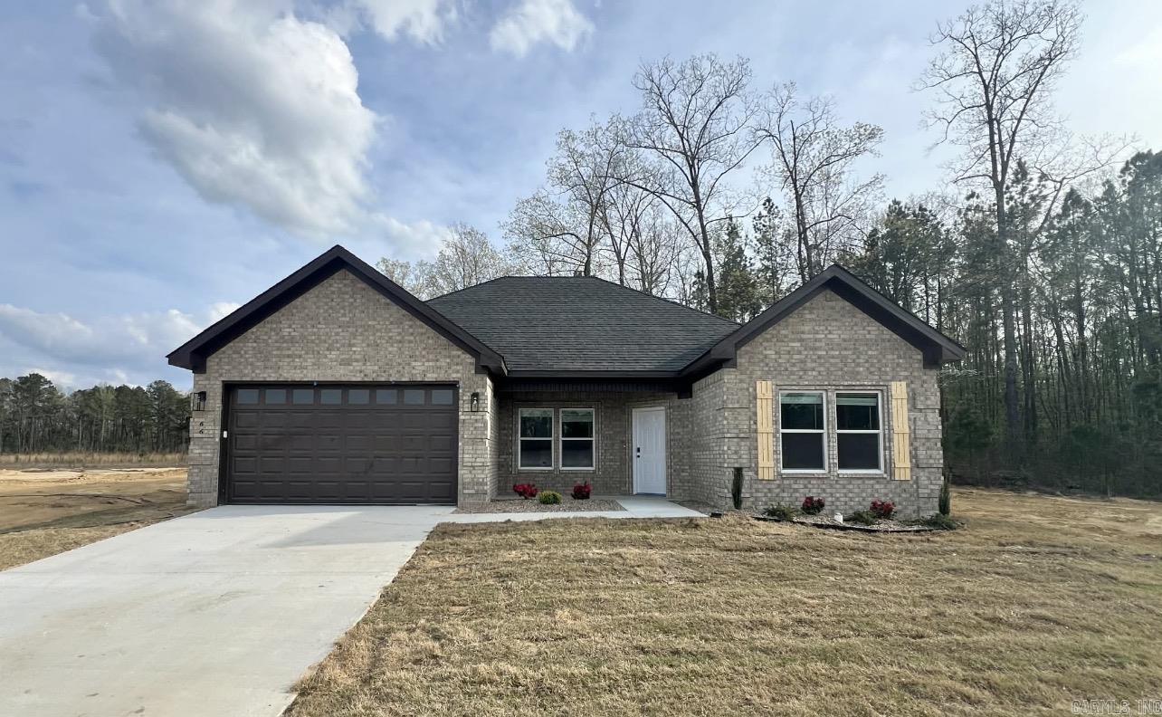 66 Springtree