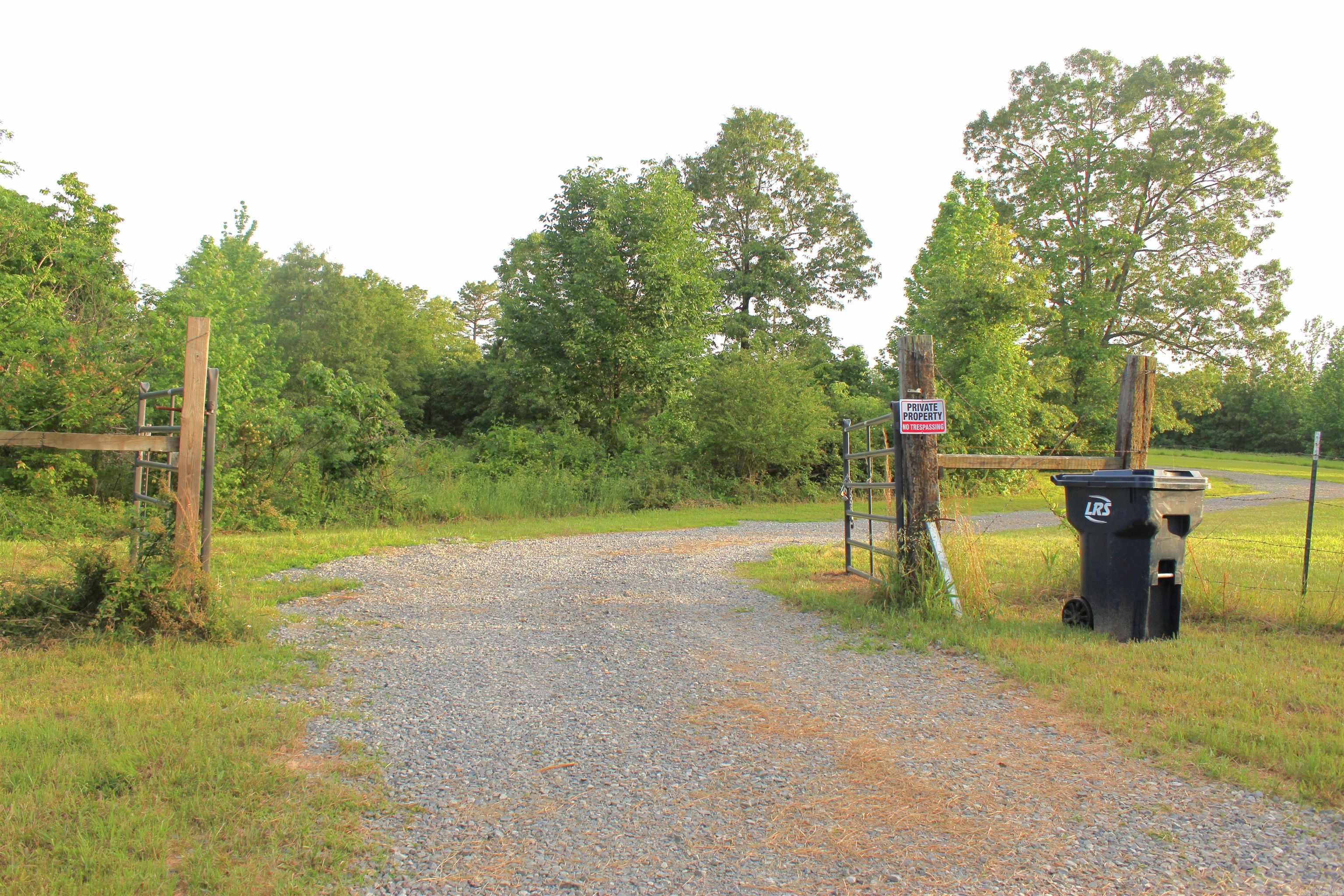 623 Batesville Mountain  Damascus, AR