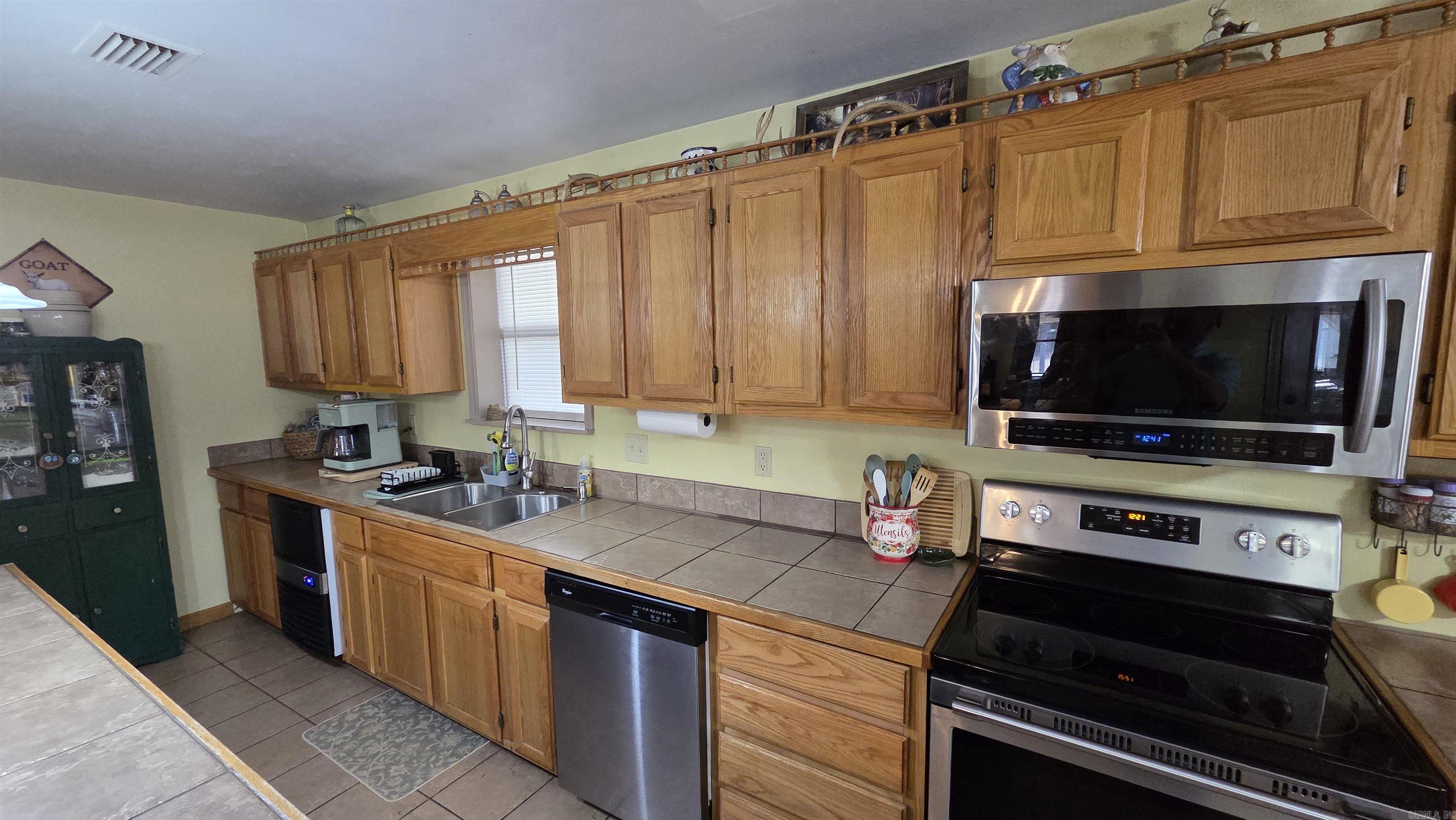 655 Charton  Morrilton, AR