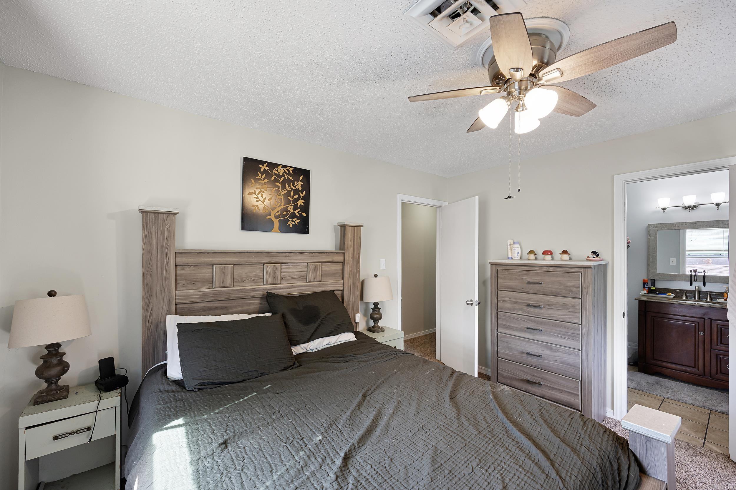 1512 N Jackson  Russellville, AR