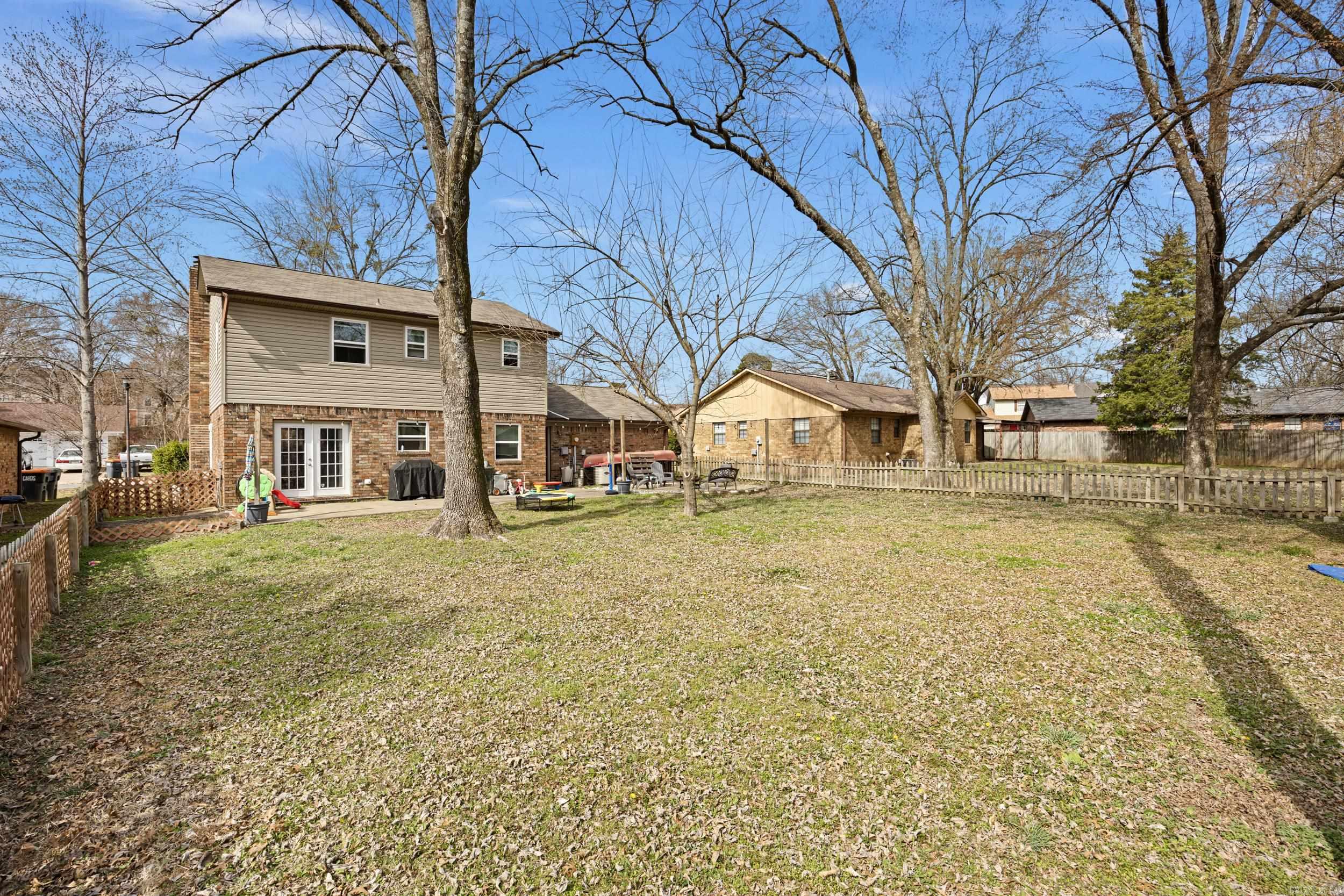 1512 N Jackson  Russellville, AR