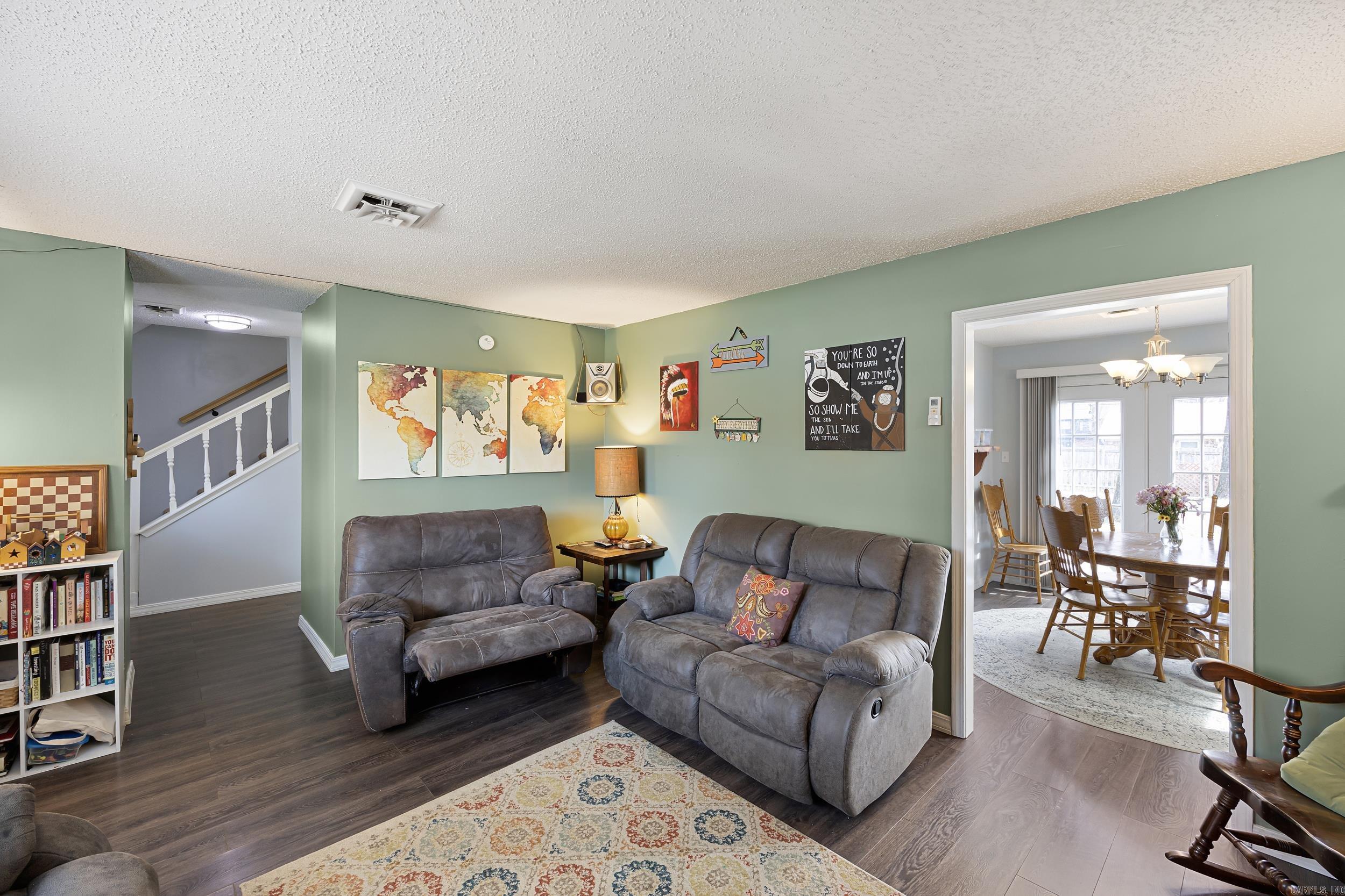 1512 N Jackson  Russellville, AR