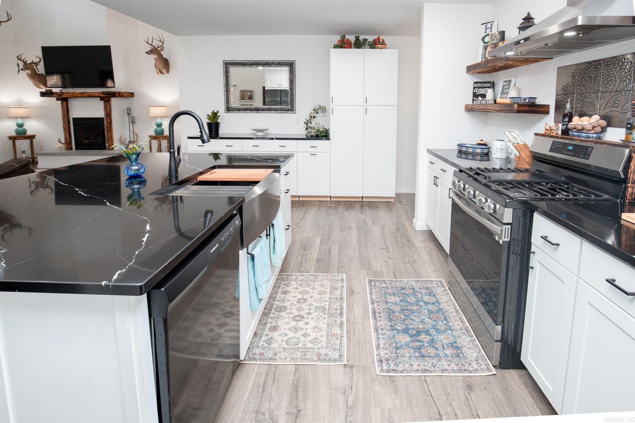 1002 Grant  9 Sheridan, AR 72150