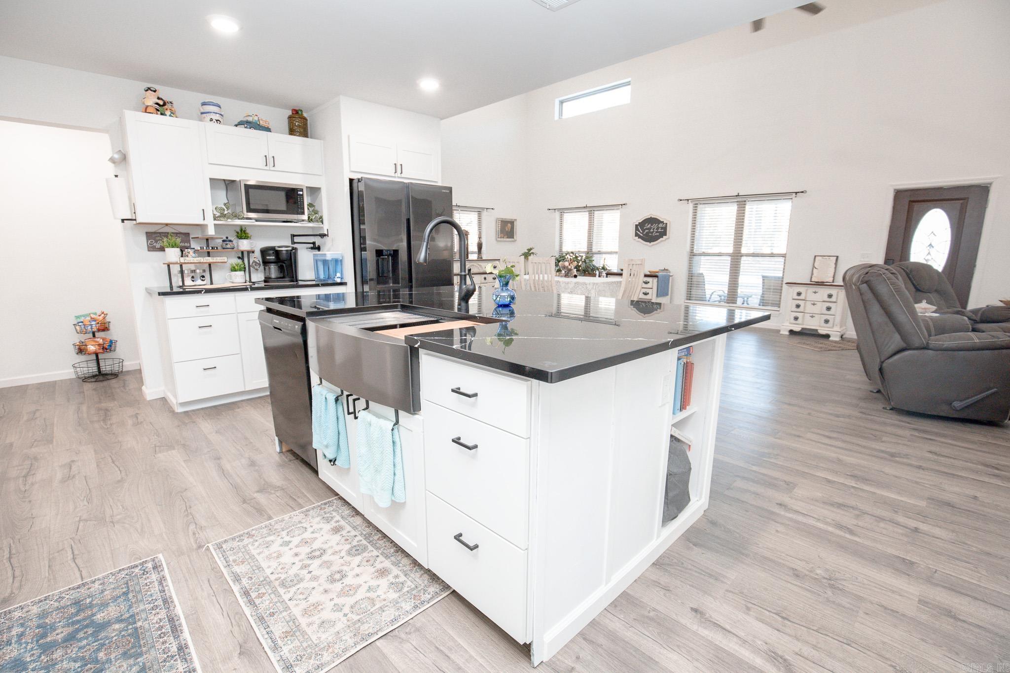 1002 Grant  9  Sheridan, AR