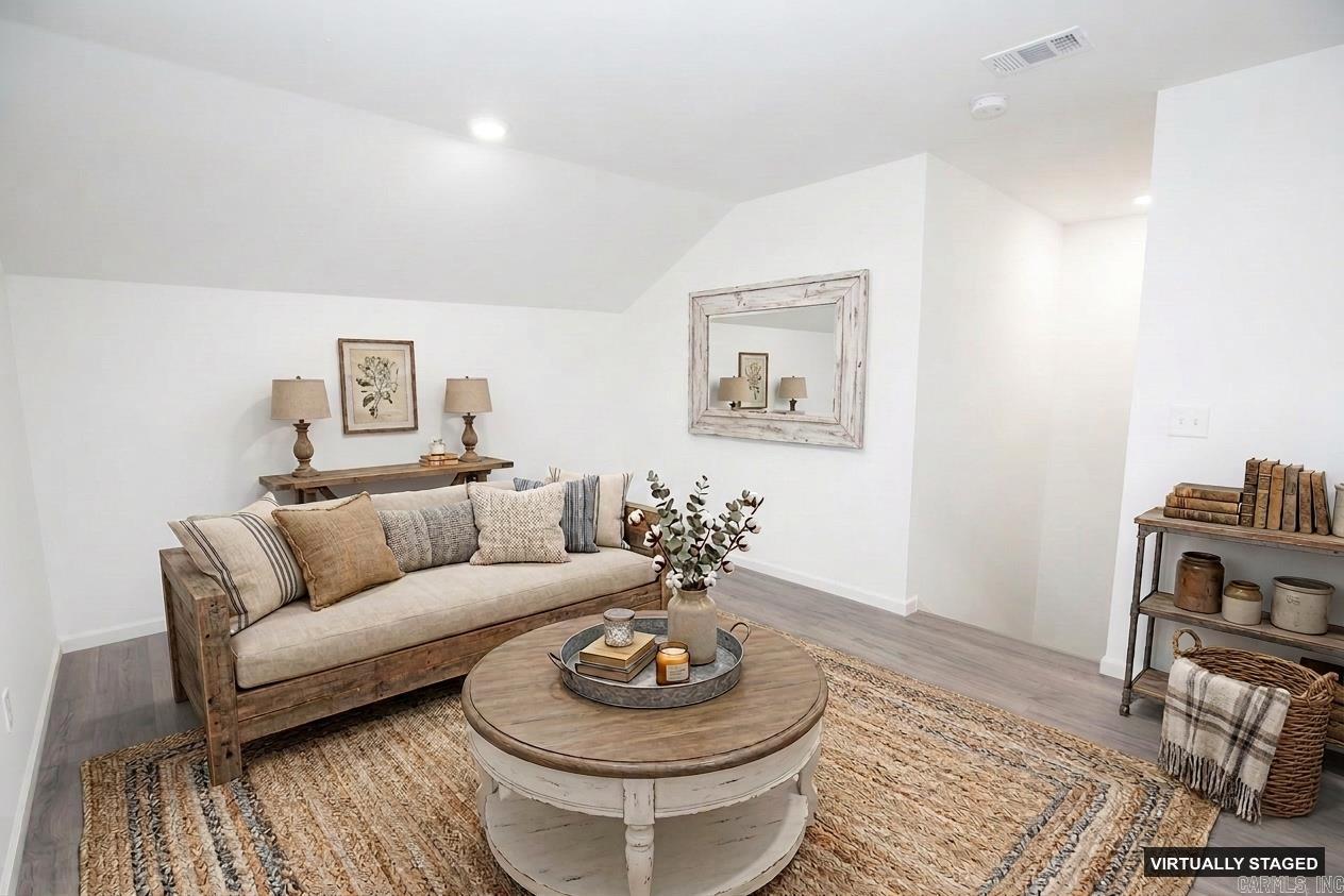 1002 Grant  9 Sheridan, AR 72150