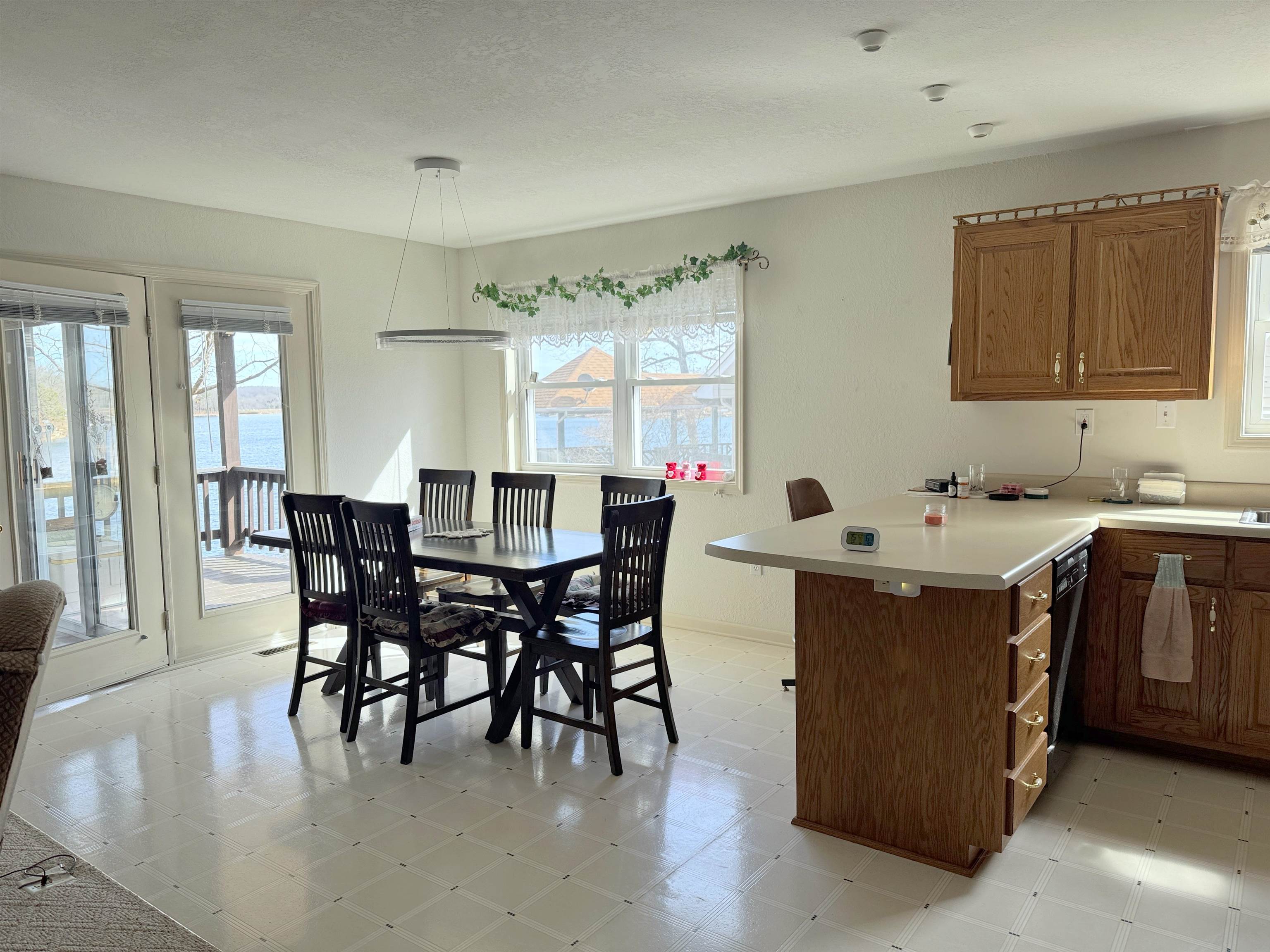 37 Los Indios  Cherokee Village, AR