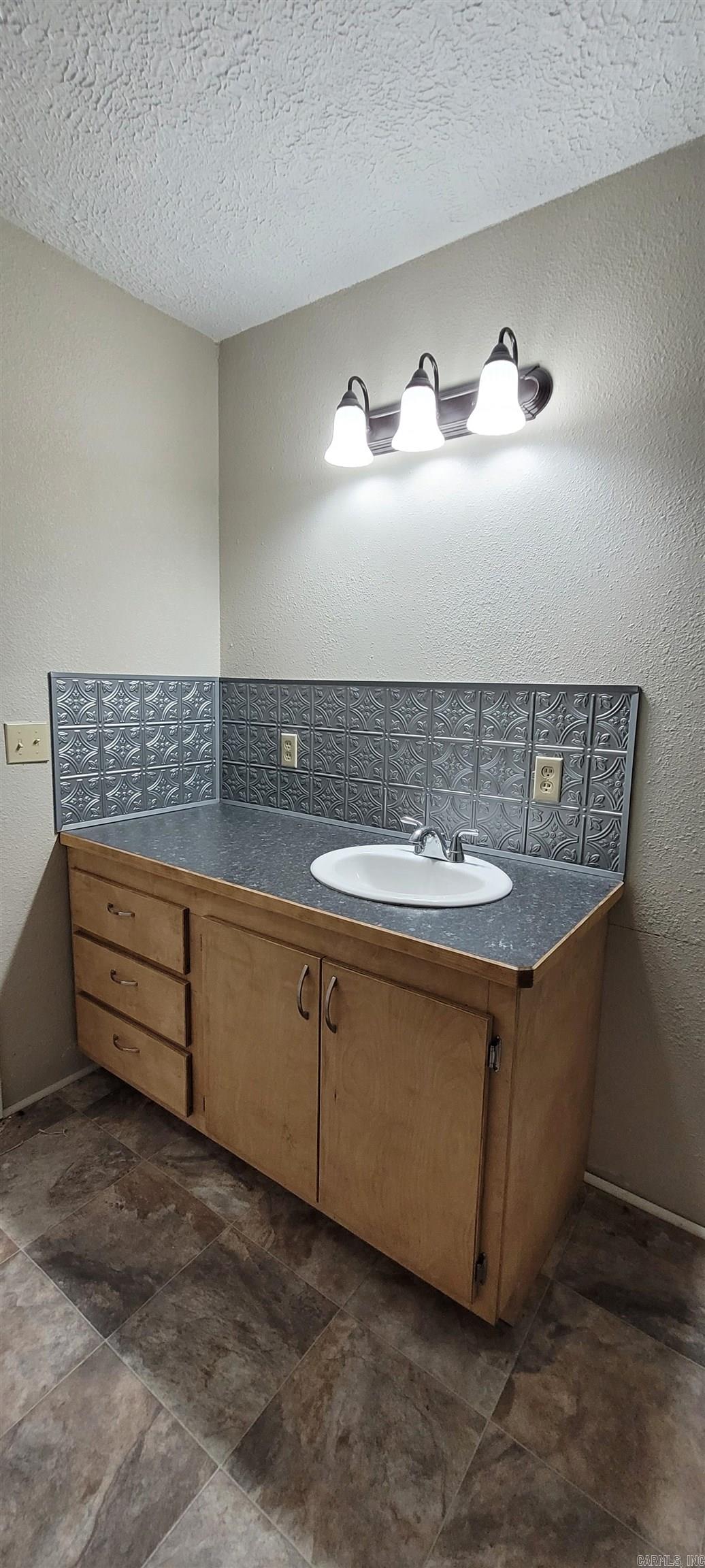 114 Woodruff 421  McCrory, AR