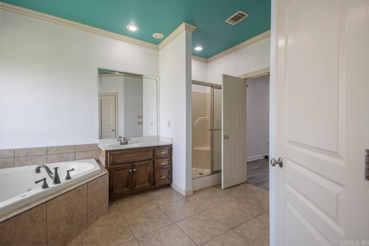 1250 Edge Valley  Conway, AR