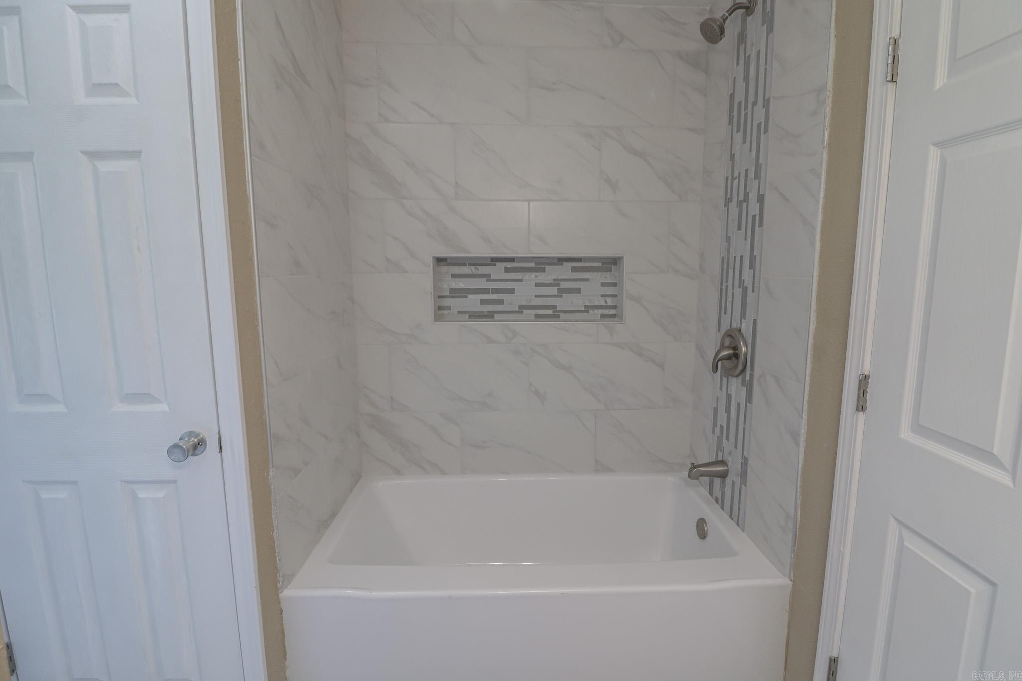 1609 Granger  Jonesboro, AR