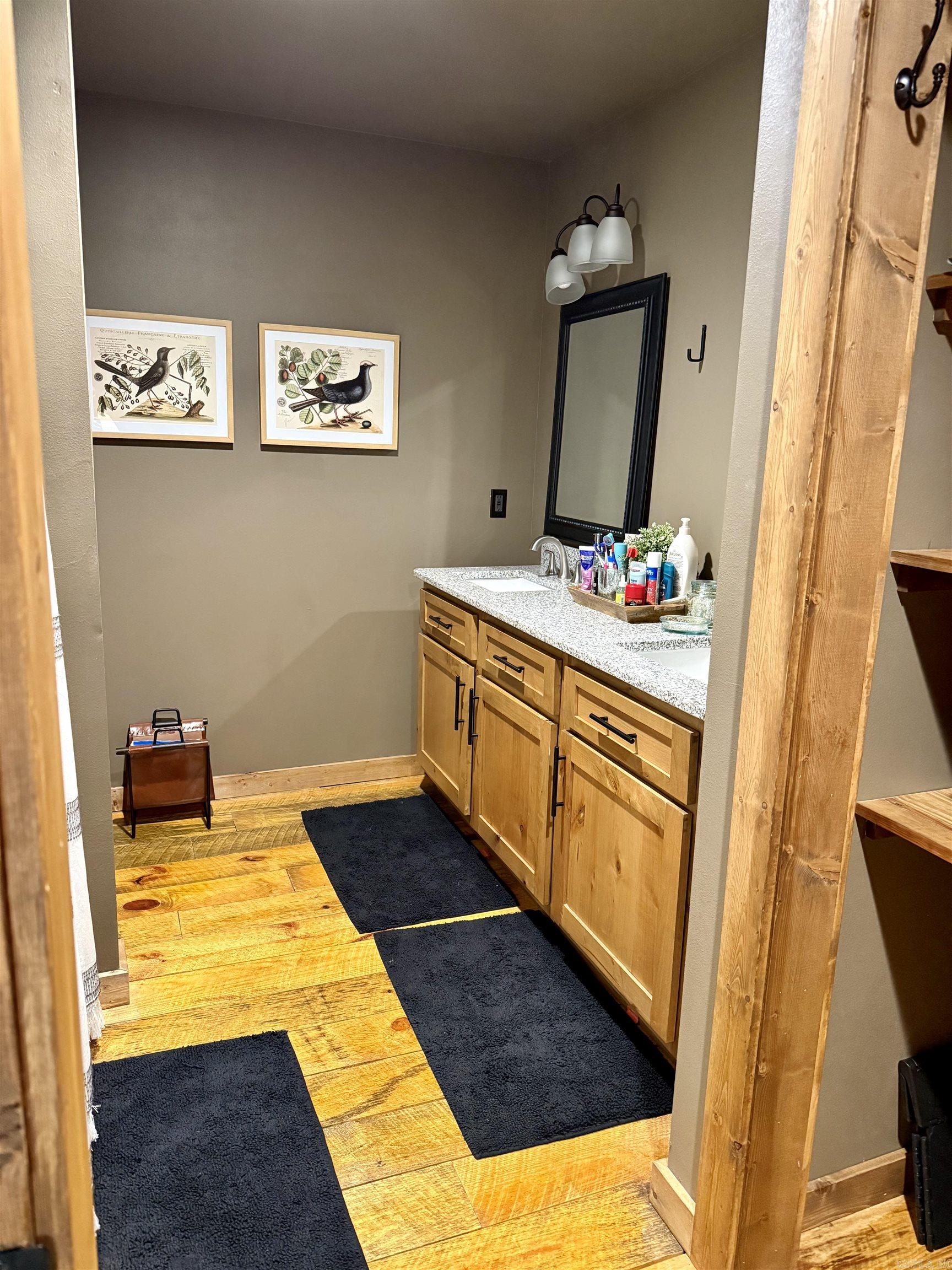 360 Kustrin  Drasco, AR