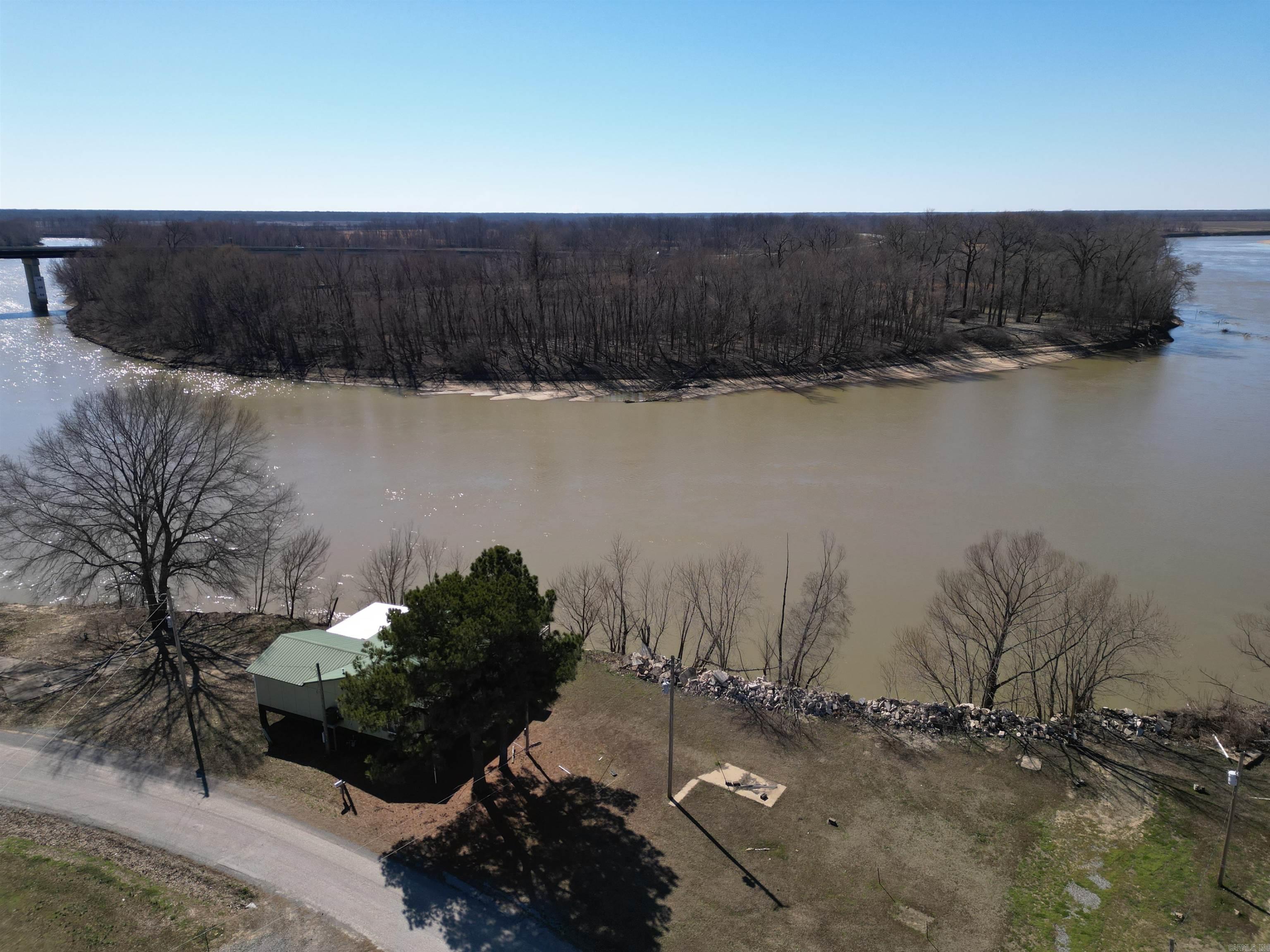 469 Taylor Bay  Augusta, AR