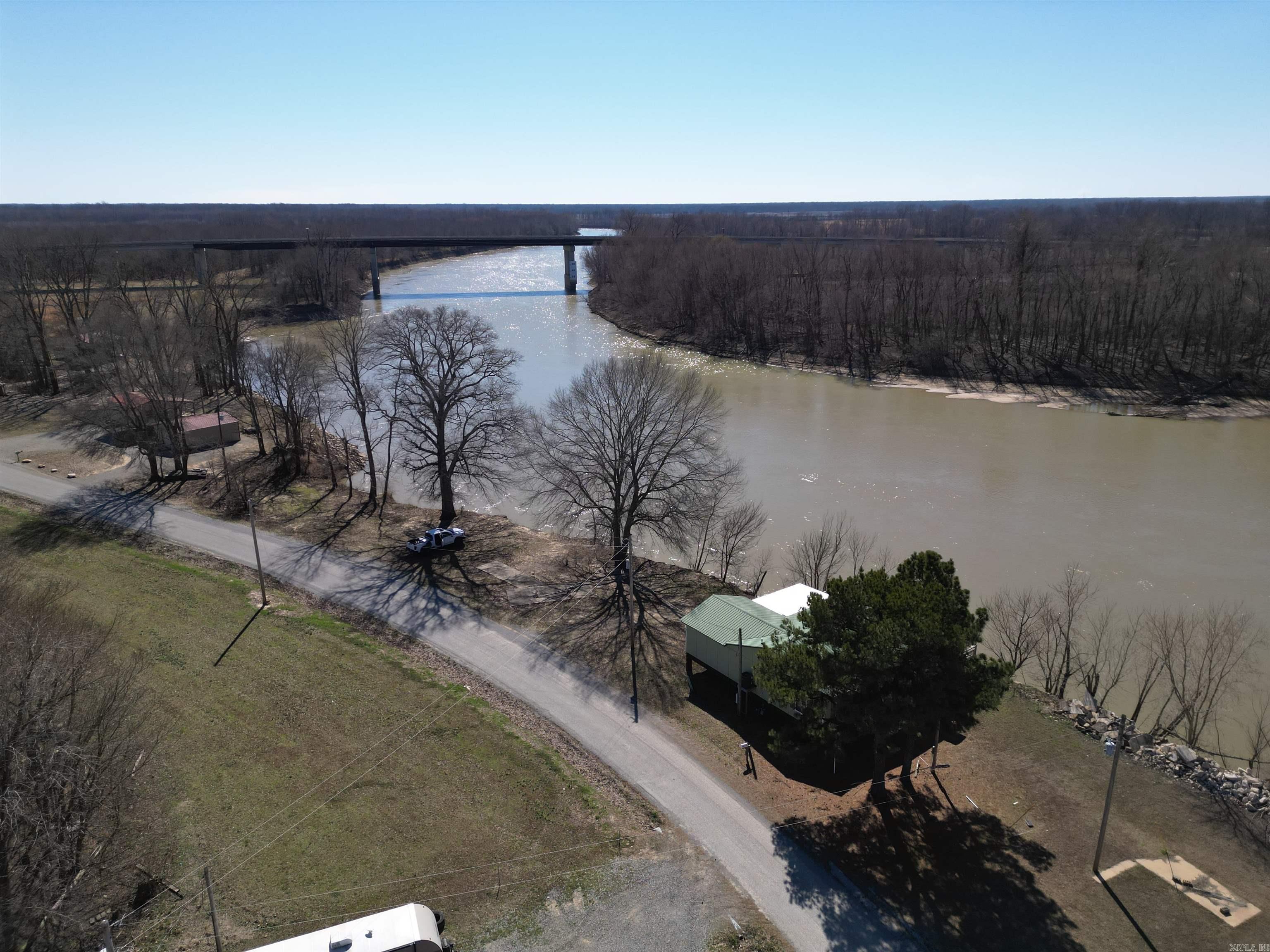 469 Taylor Bay  Augusta, AR