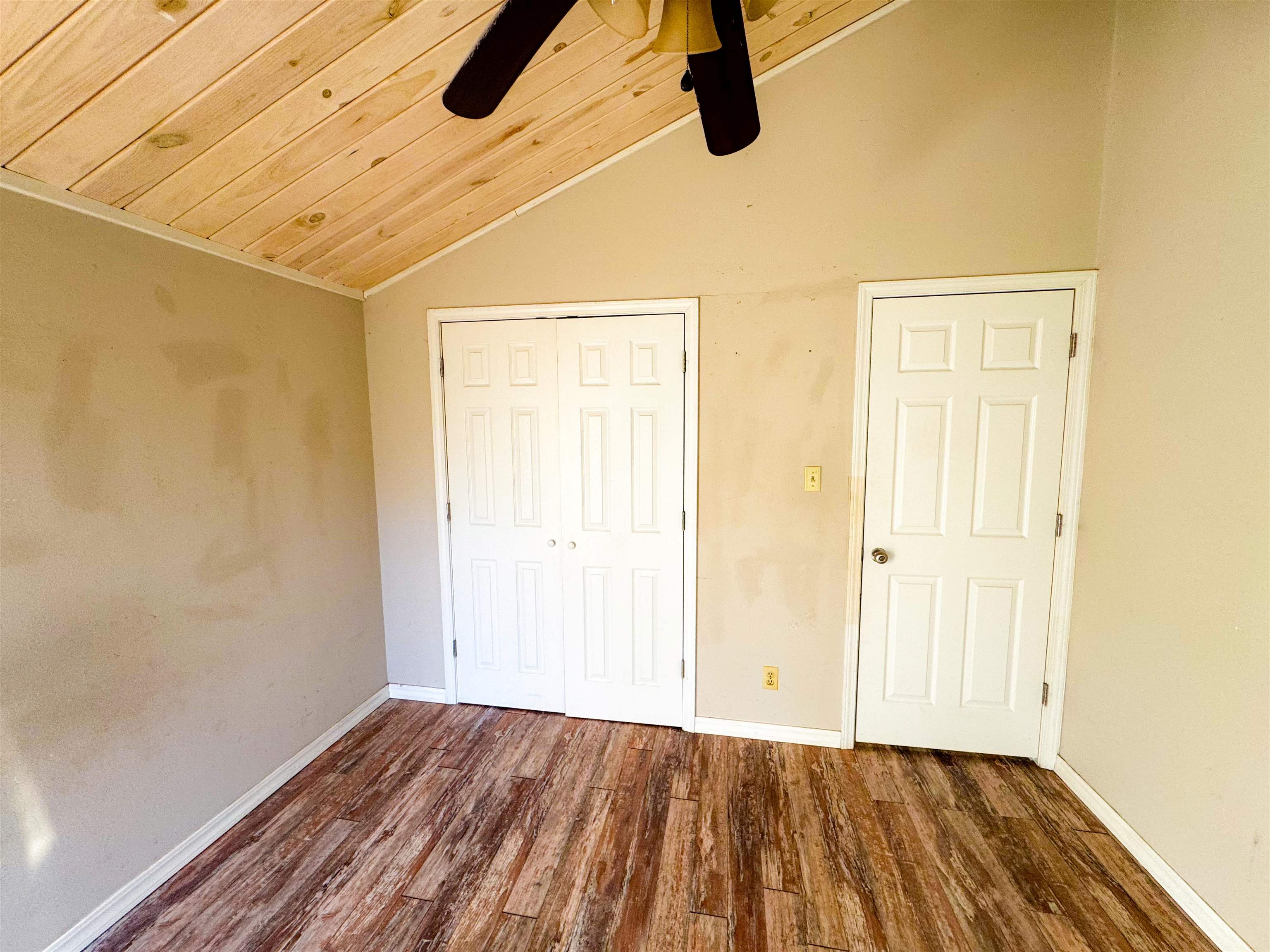 14 Cherokee  Cherokee Village, AR