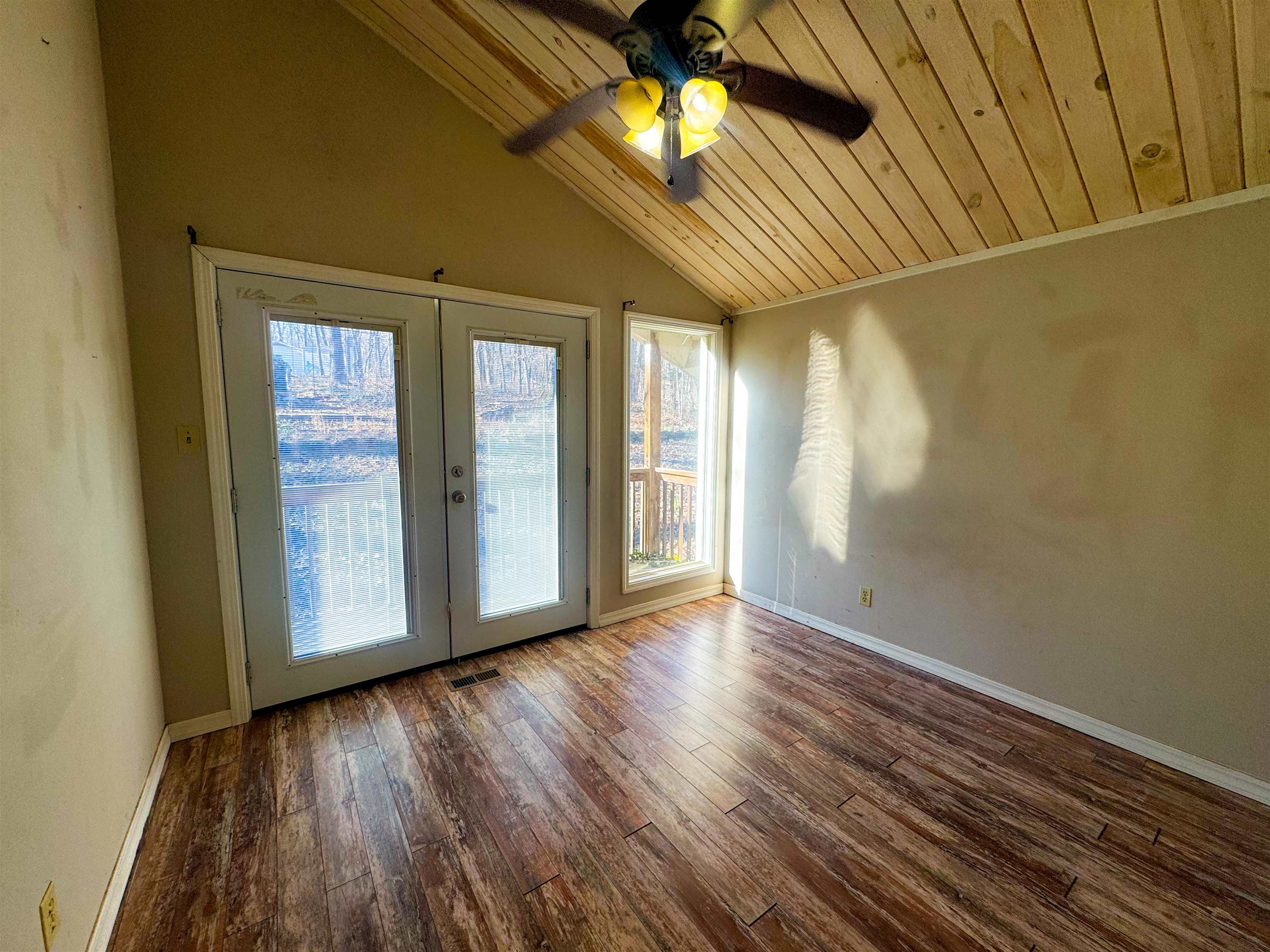 14 Cherokee  Cherokee Village, AR