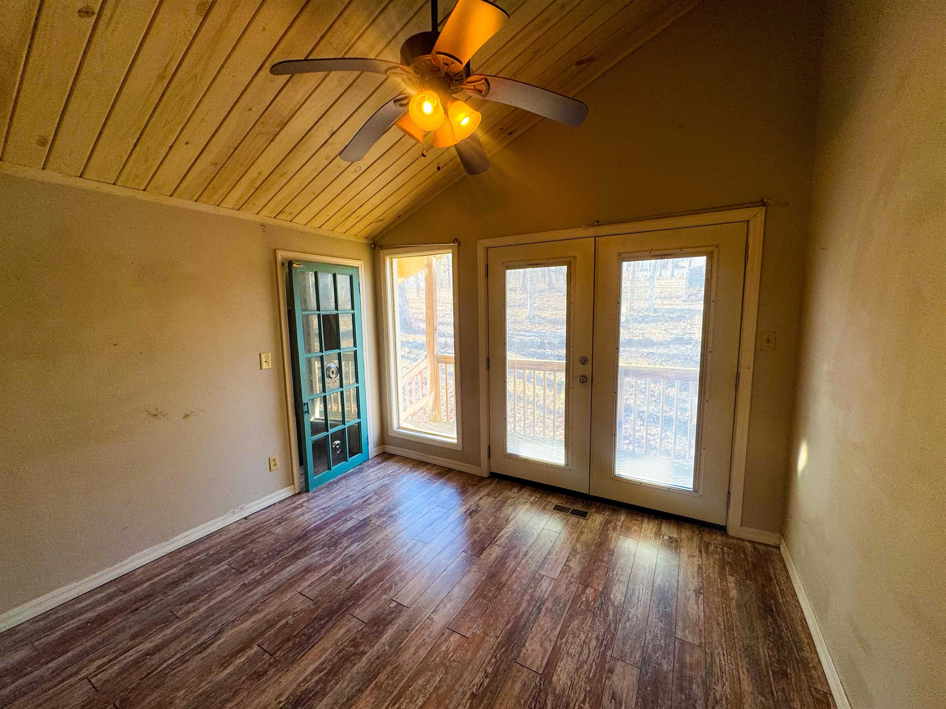 14 Cherokee  Cherokee Village, AR