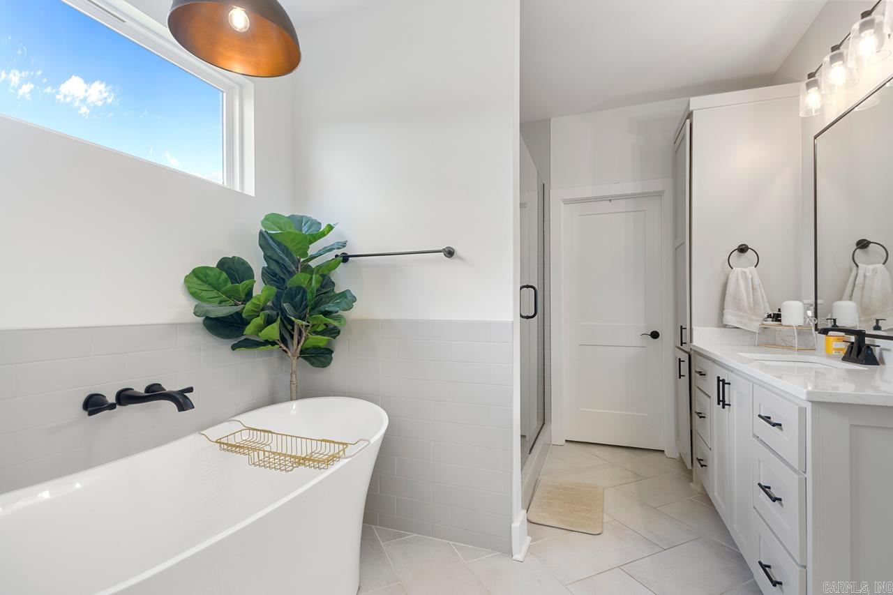 1001 Cambri  Hensley, AR