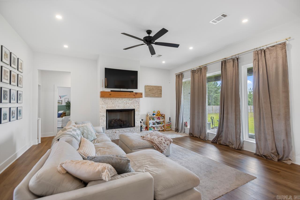 1001 Cambri  Hensley, AR